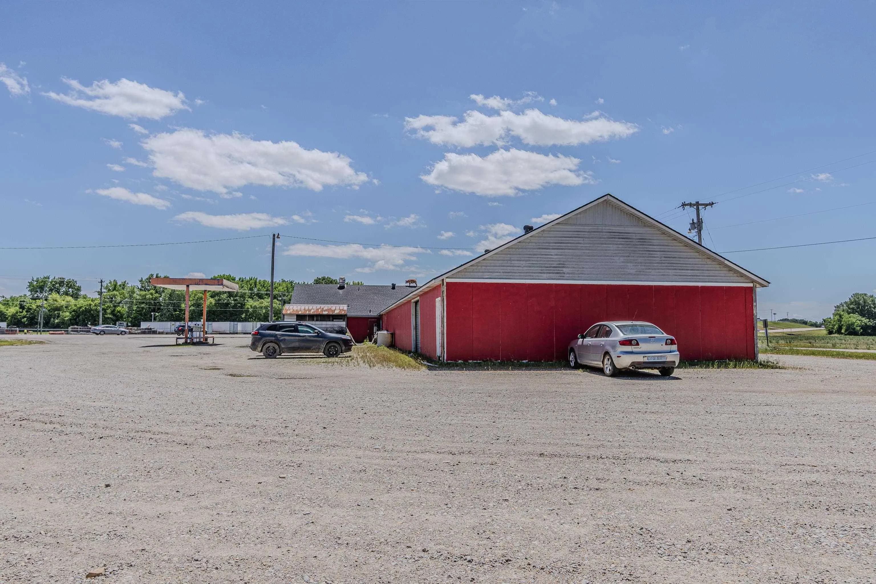 Property at 2801 N Hwy 49  2806 Hwy 49 N Pa - Image 6