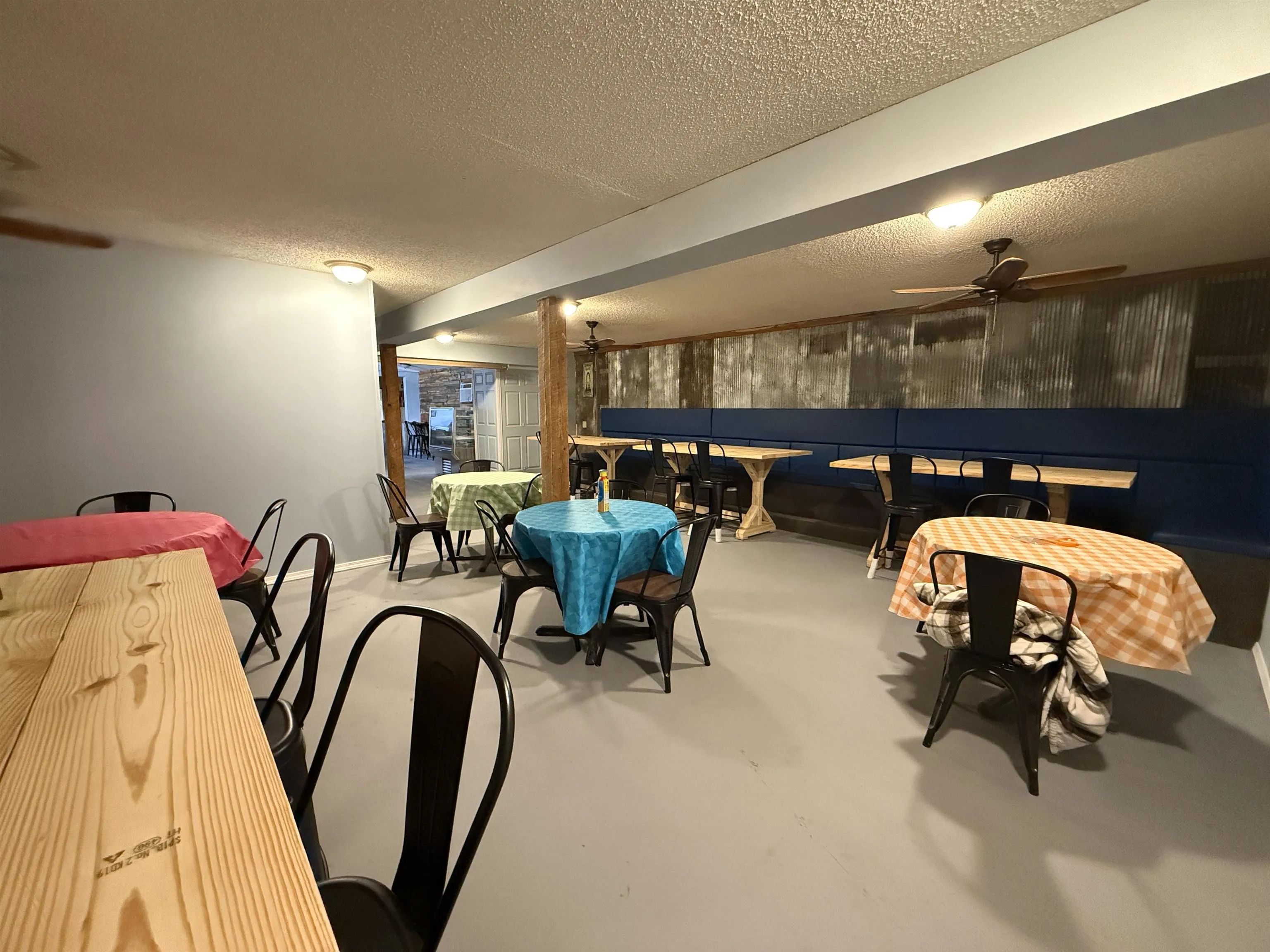 Property at 214 E Main - Image 8