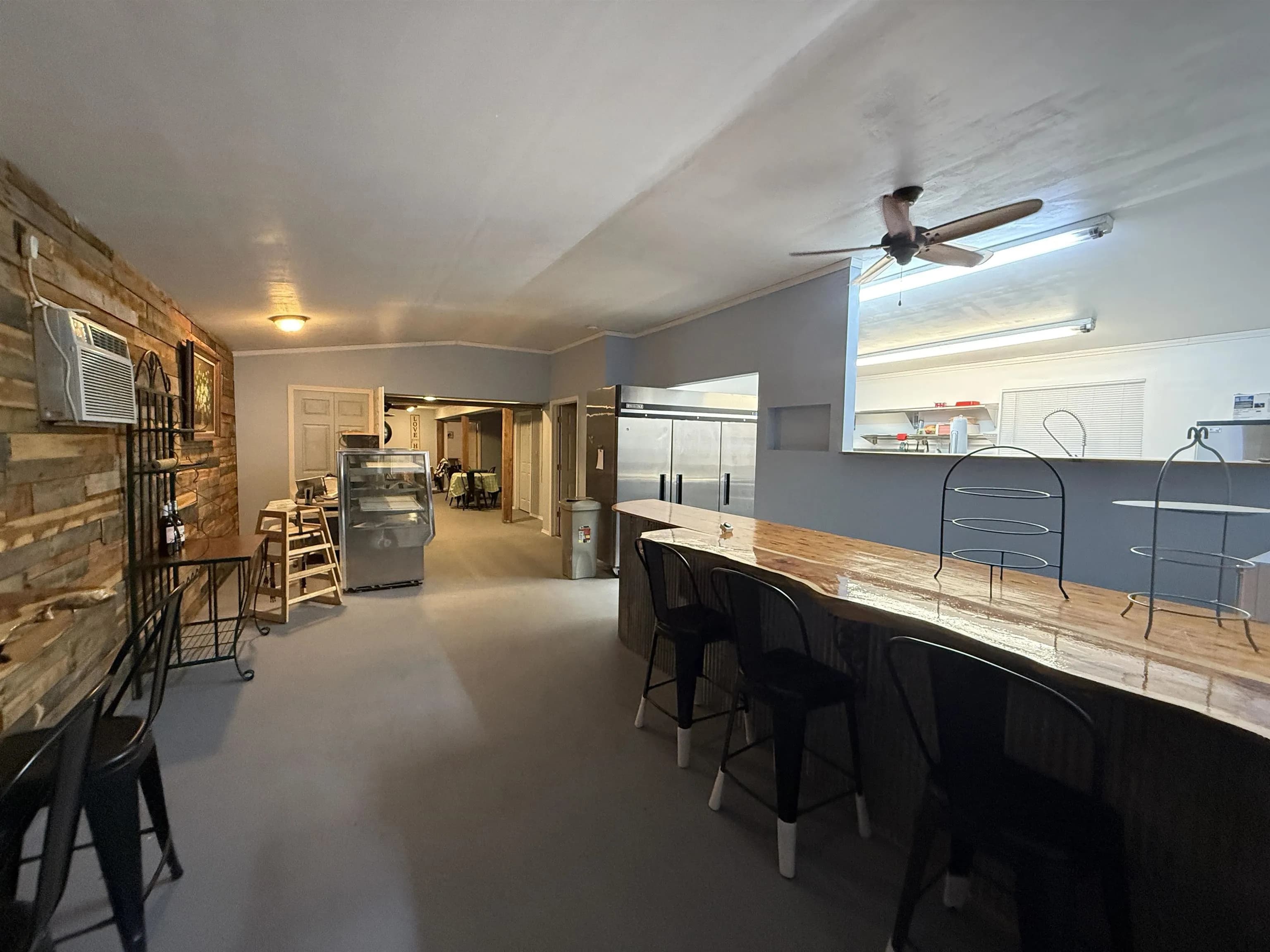 Property at 214 E Main - Image 24