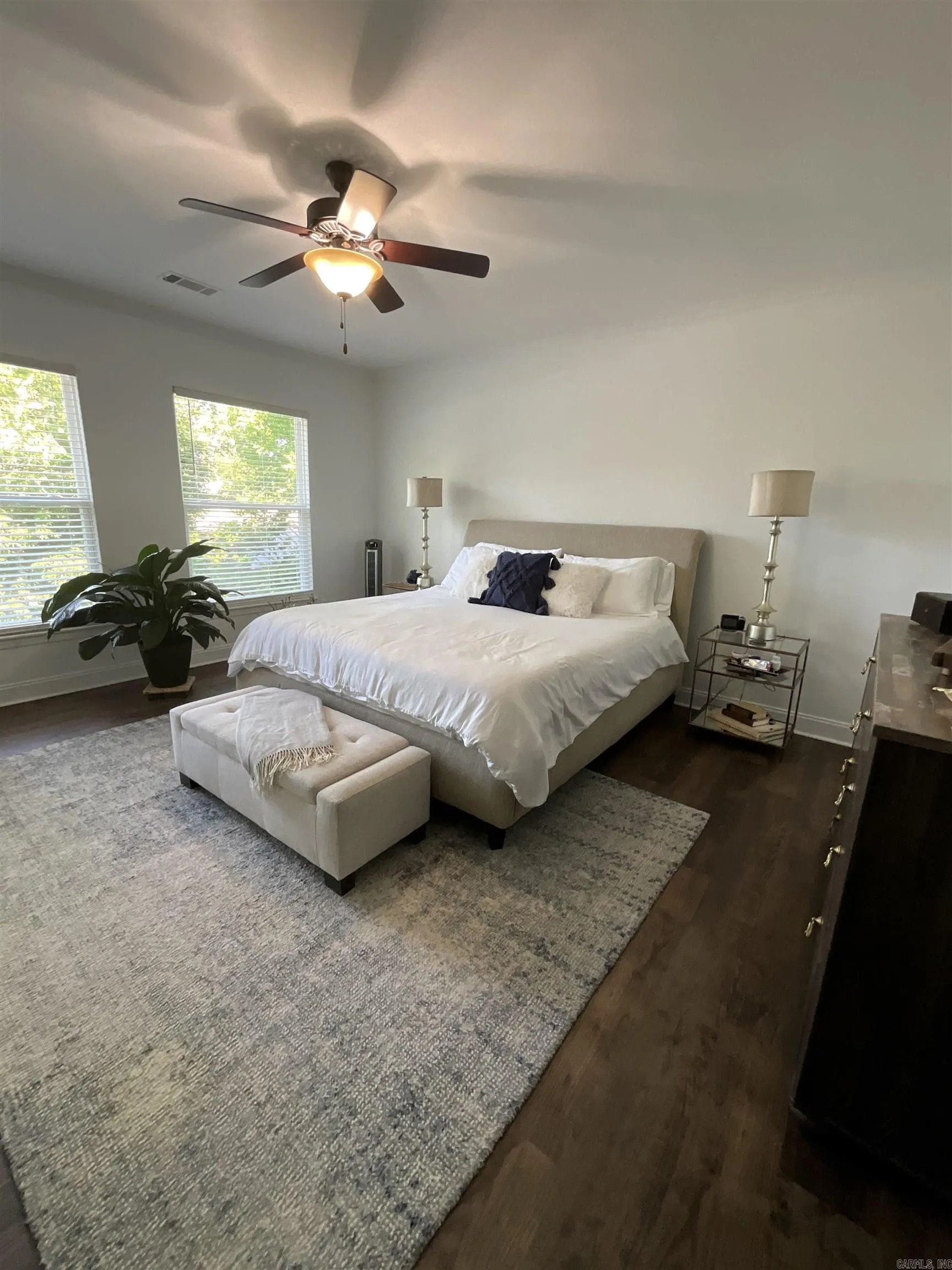Property at 400  Bayshore, A - Image 25