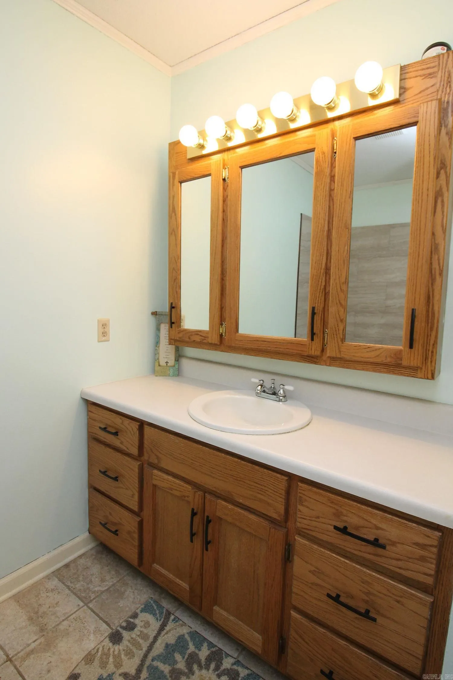 Property at 1201  Daniel dr. - Image 13