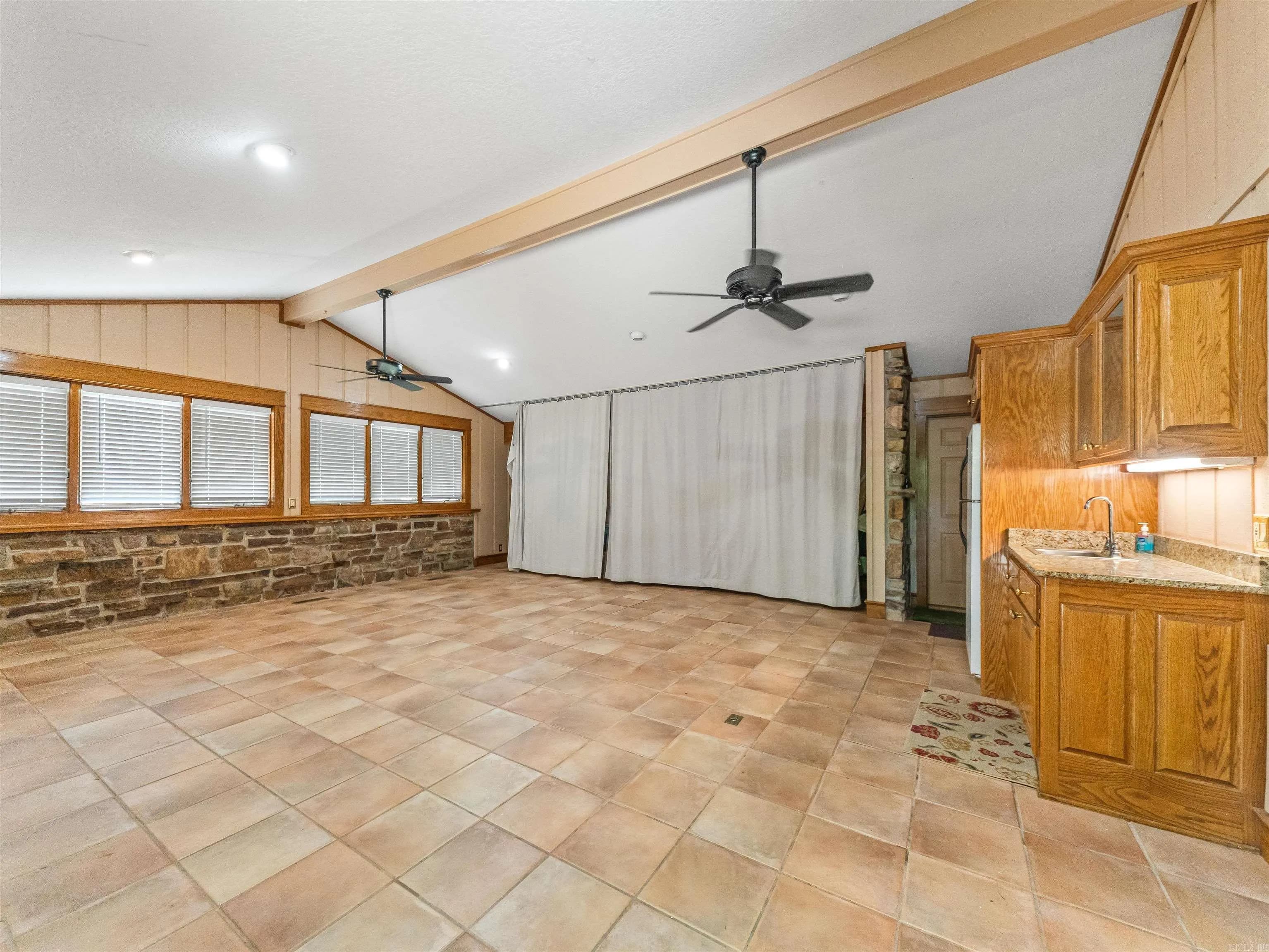 Property at 10  Guadalajara - Image 41