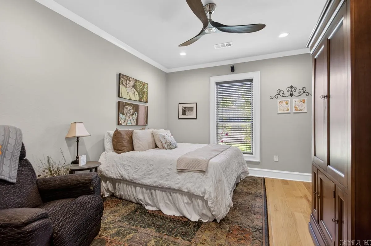 Property at 1641  Vista creek - Image 22