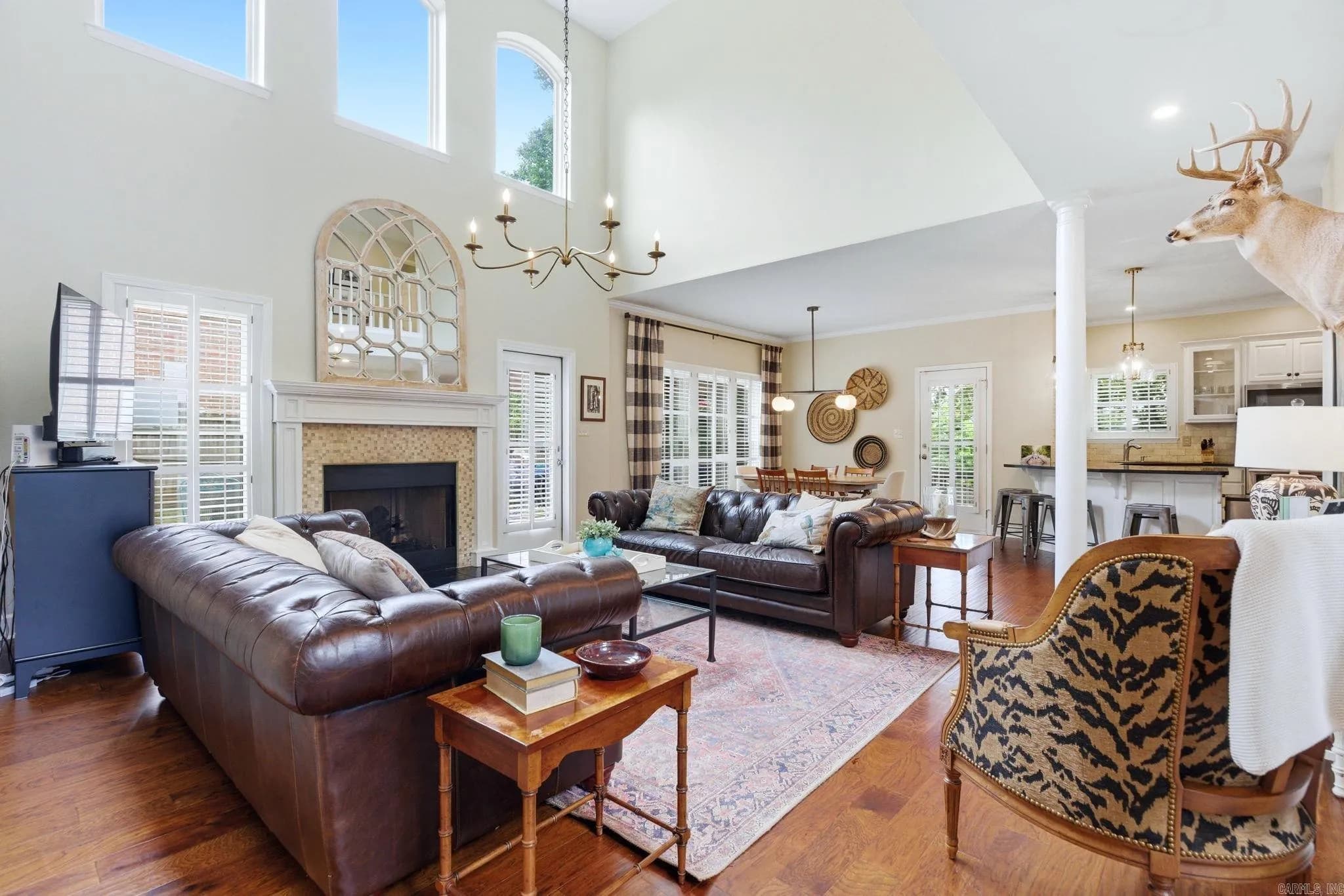Property at 37  Saratoga - Image 3