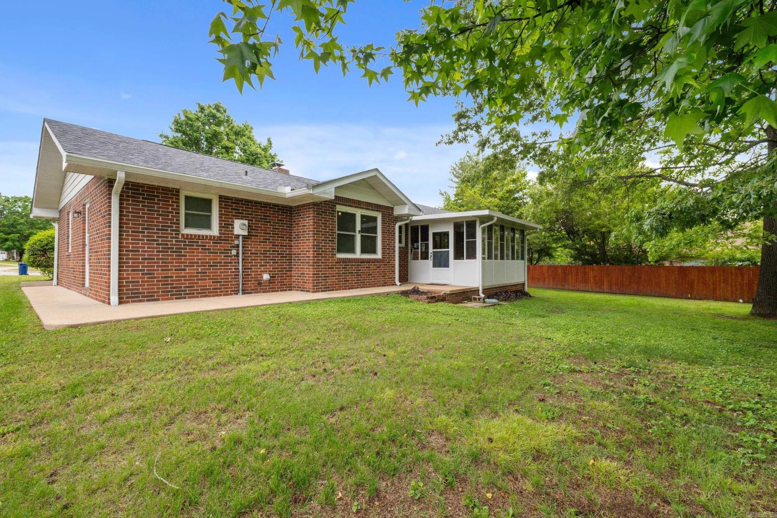 Property at 1919  Ivy lane - Image 22