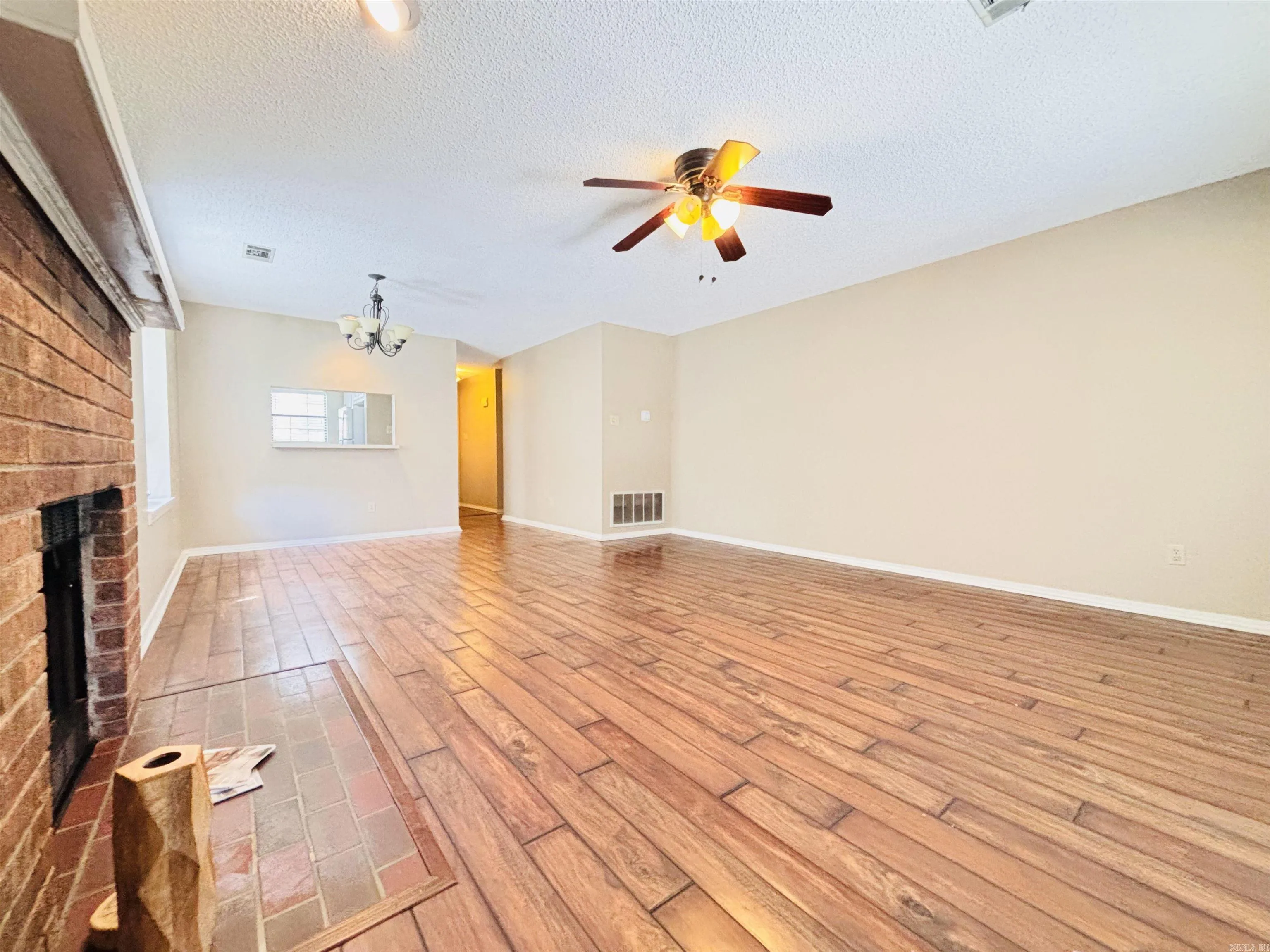 Property at 23  Dark forest - Image 13