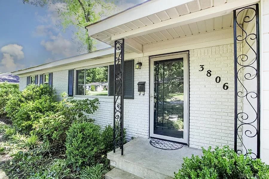 Property at 3806  Idlewild - Image 2