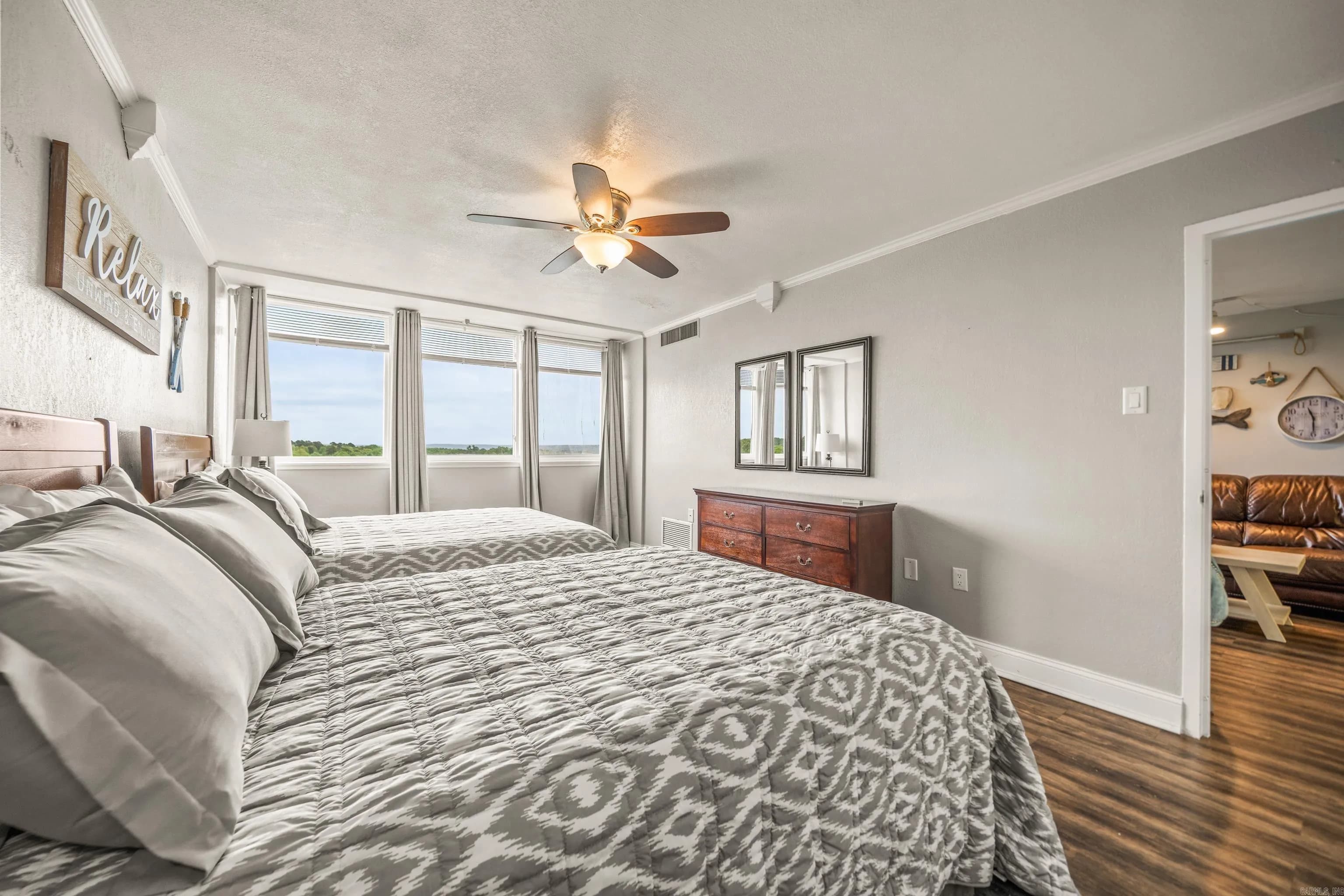 Property at 740  Weston, 810 - Image 18