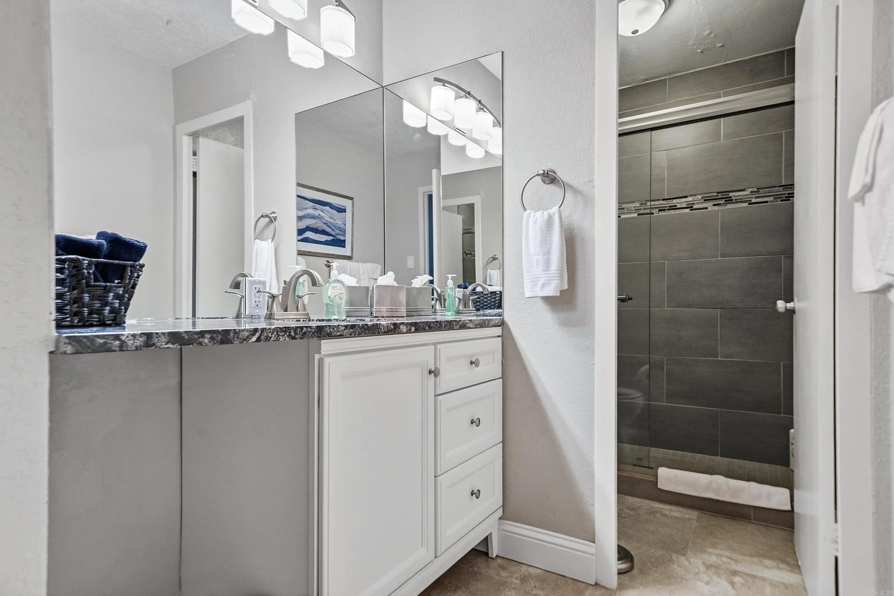 Property at 740  Weston, 810 - Image 21