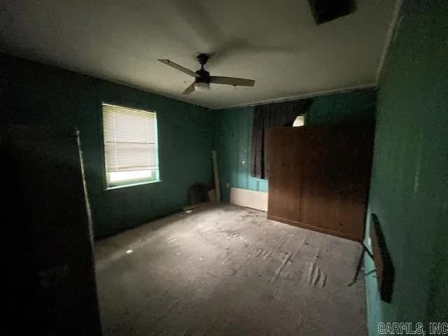 Property at 1901 S Buerkle - Image 6