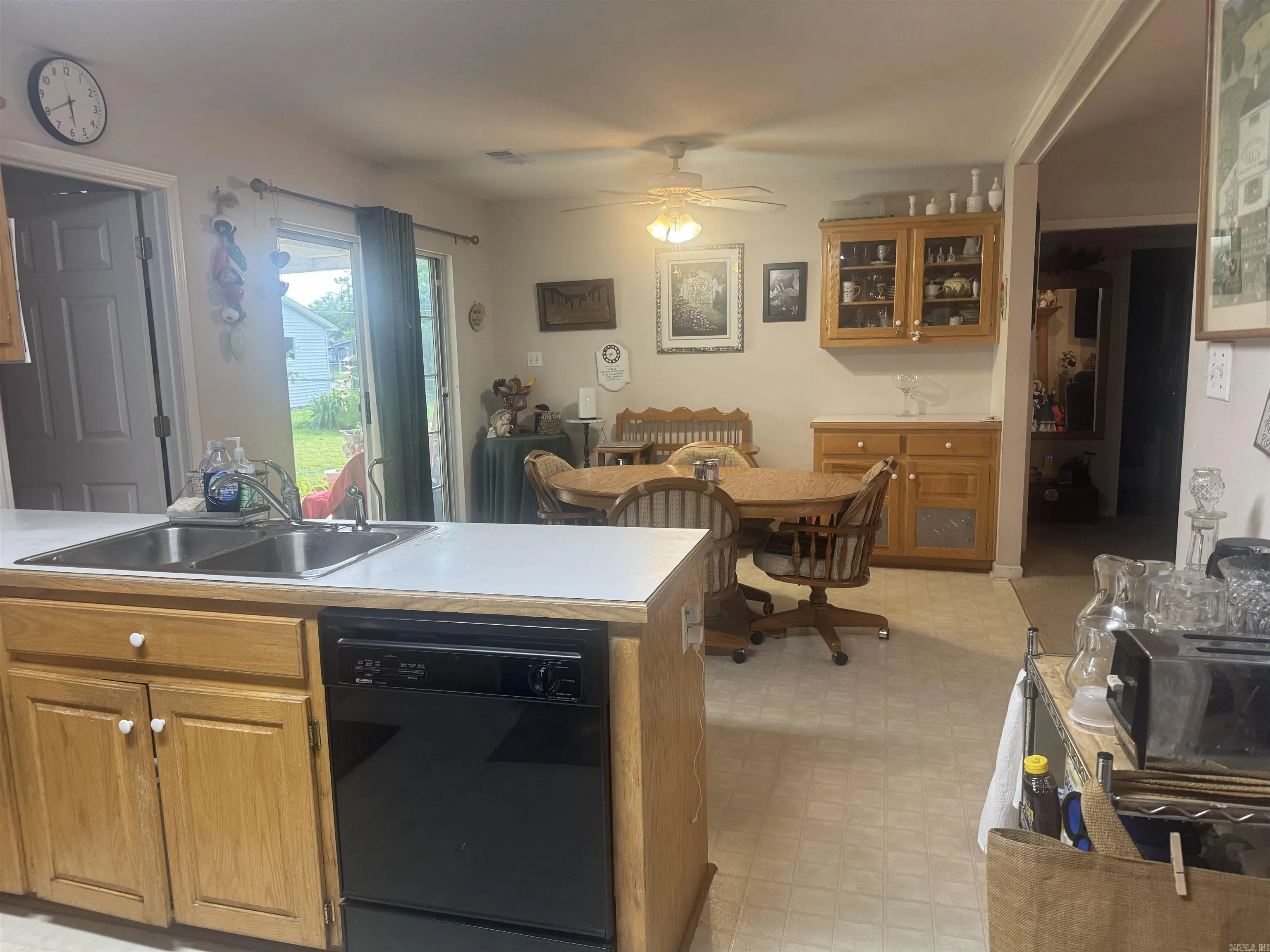Property at 17  Colby - Image 10