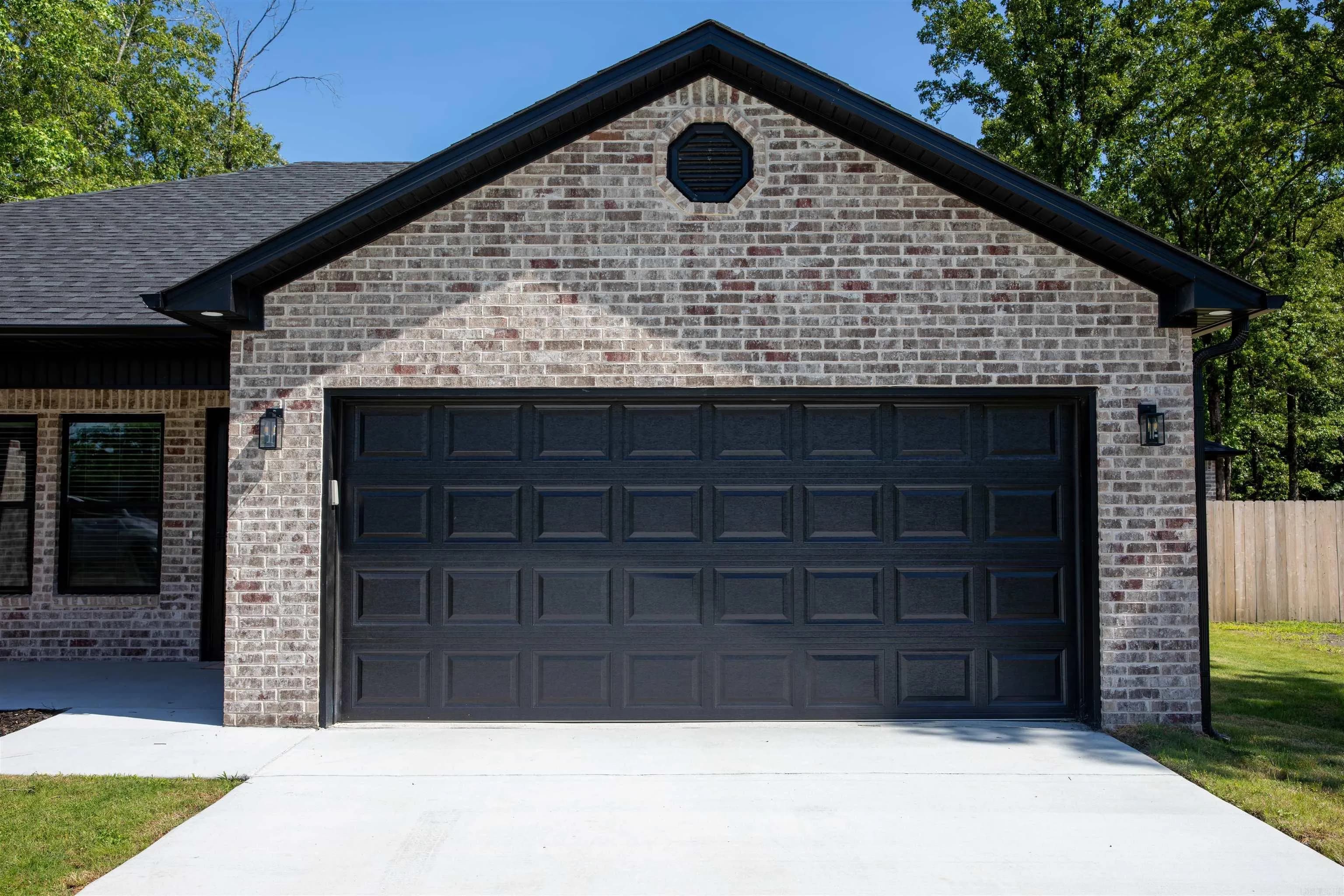Property at 120  Eastwood - Image 2