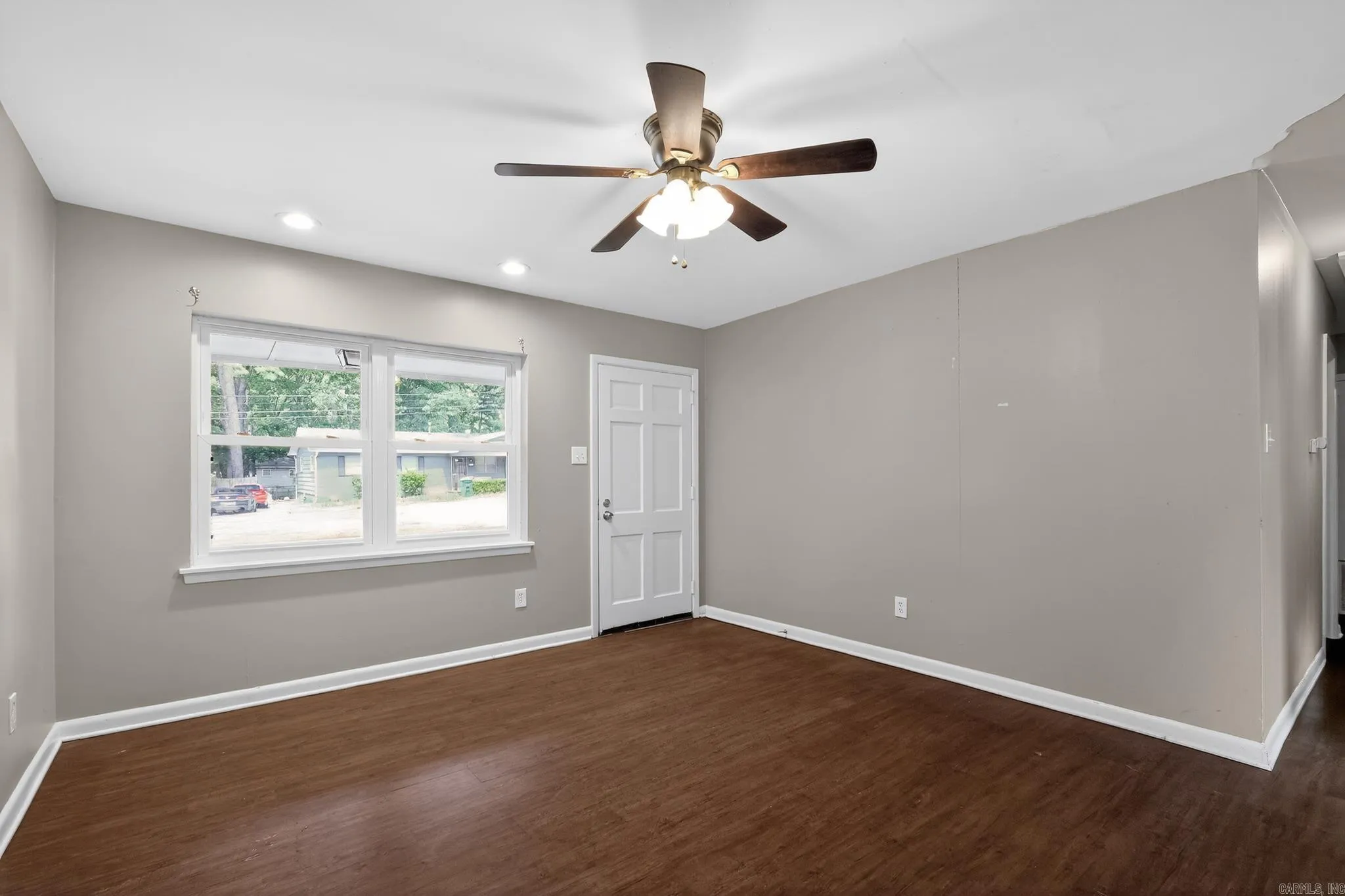 Property at 9923  Chicot - Image 18