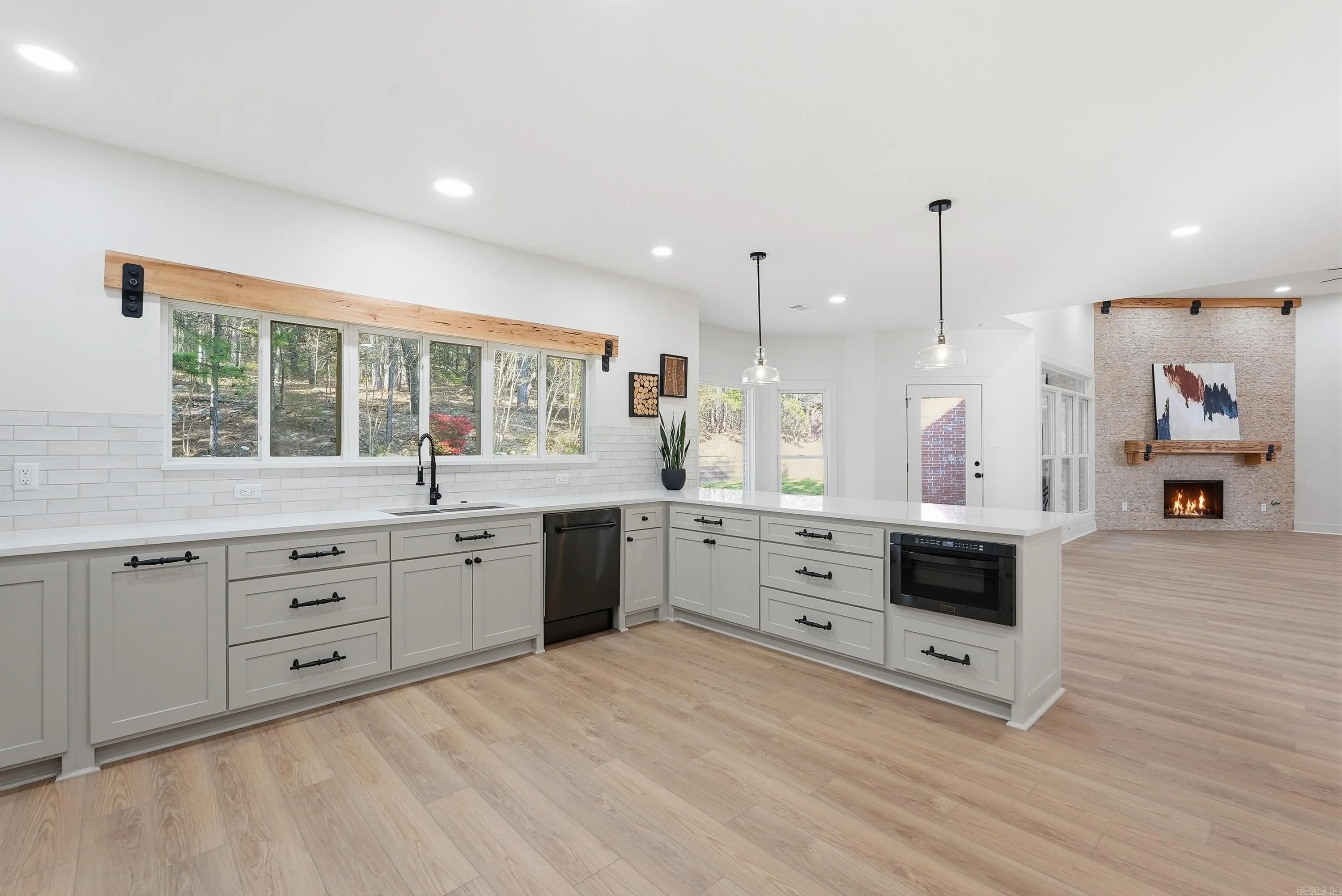 Property at 63  Talais - Image 12