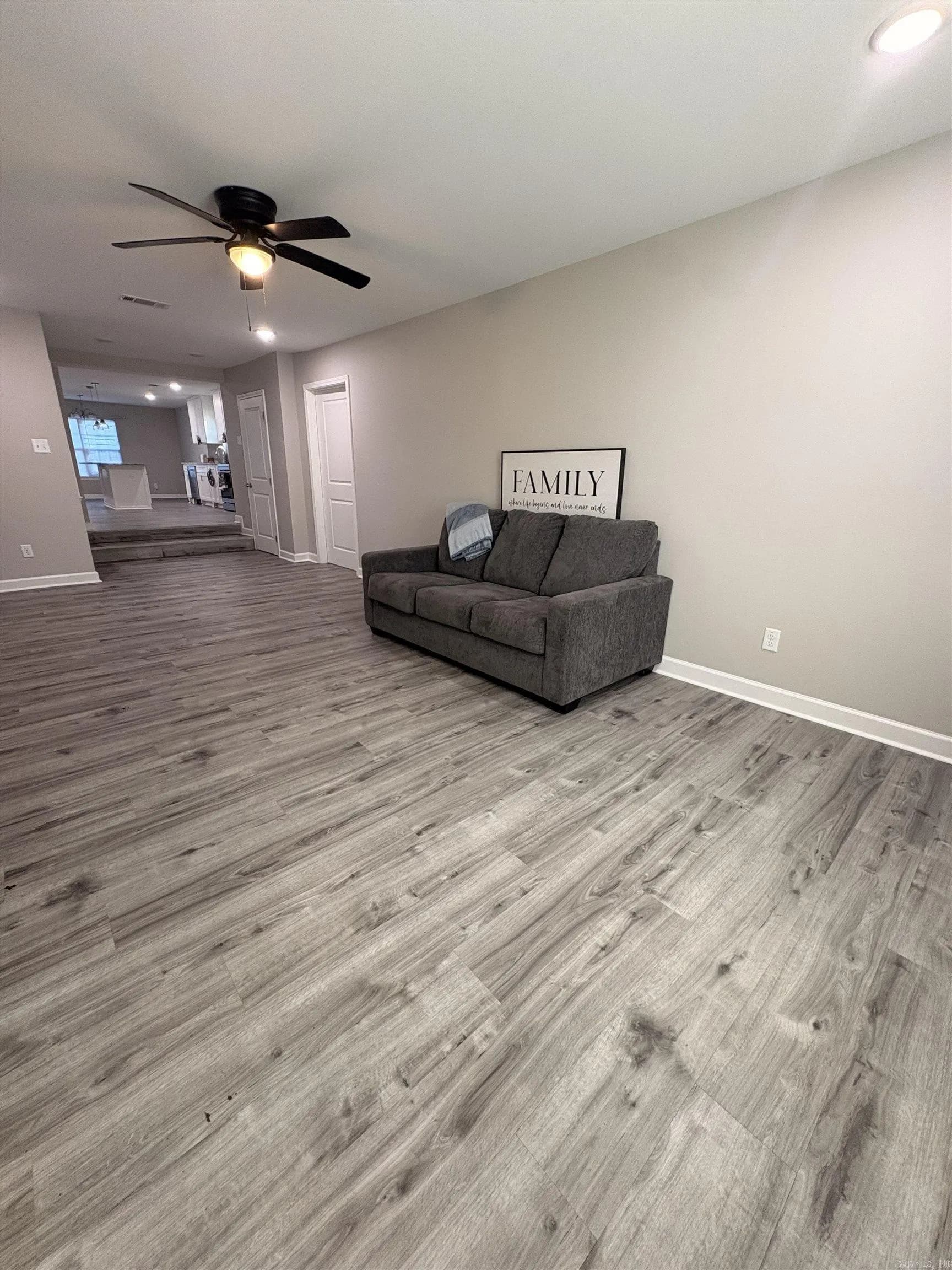 Property at 818 E 14th - Image 3