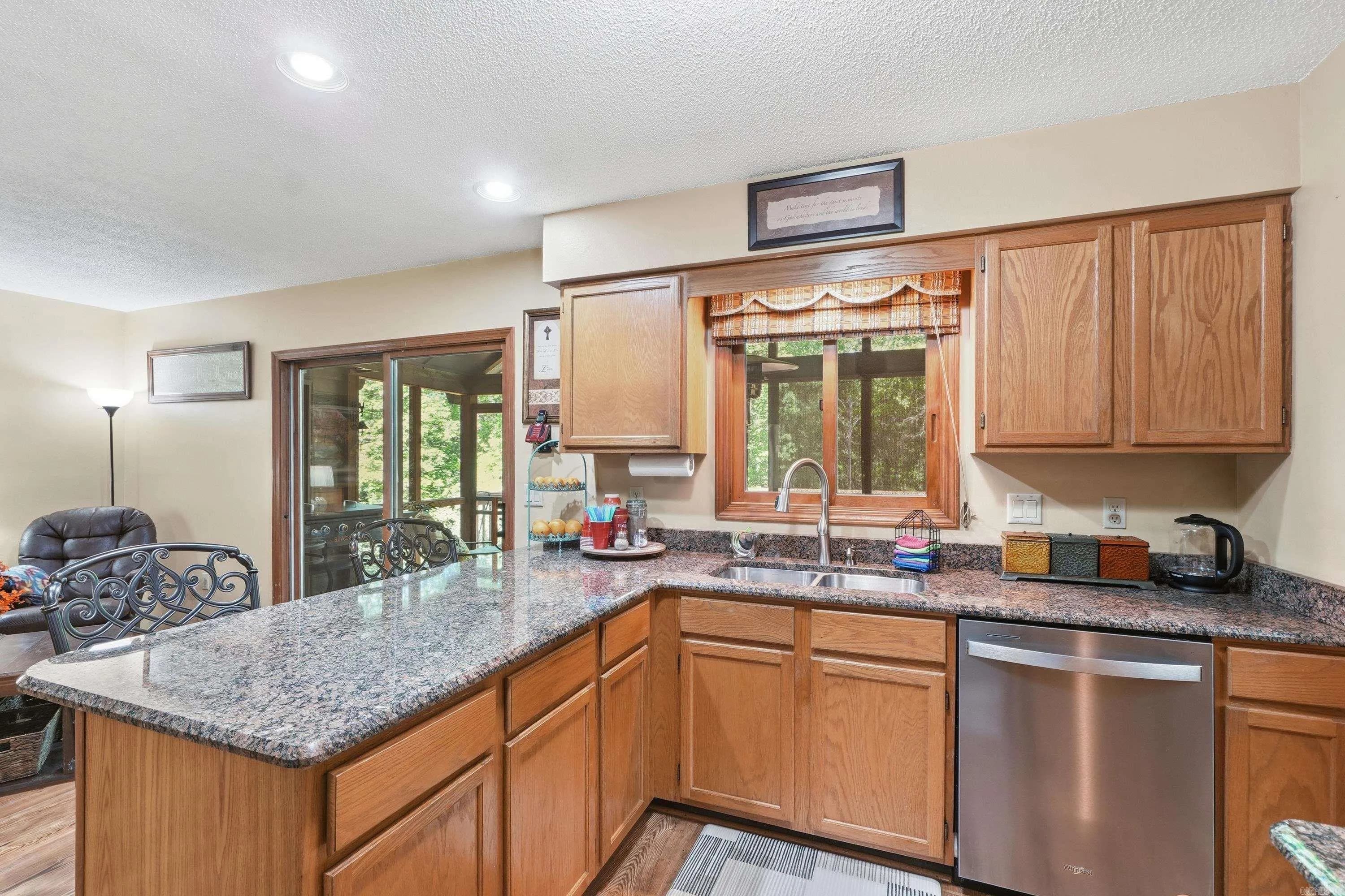 Property at 314  Mountain ranch - Image 16