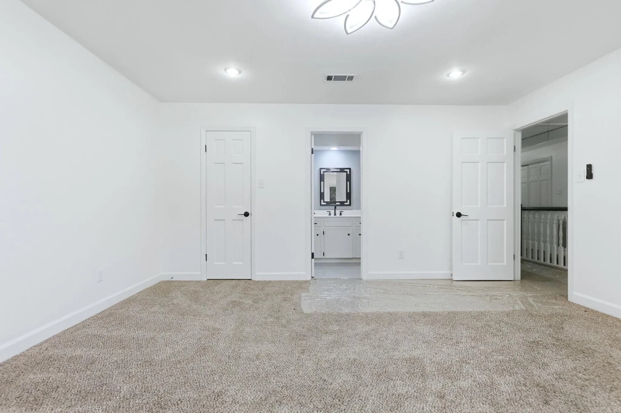 Property at 63  Valley estates - Image 11