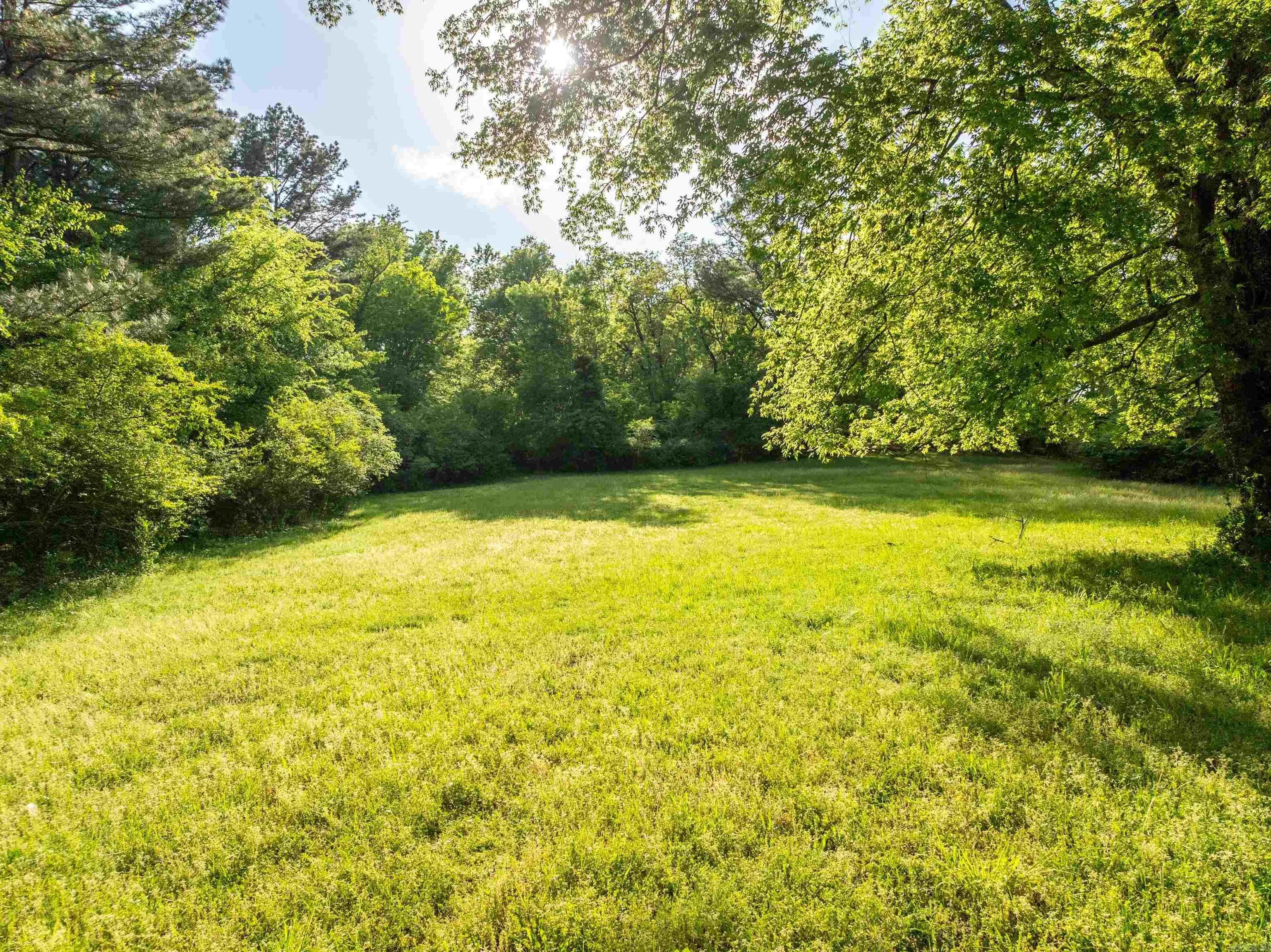 Property at 280  Lakeland - Image 10