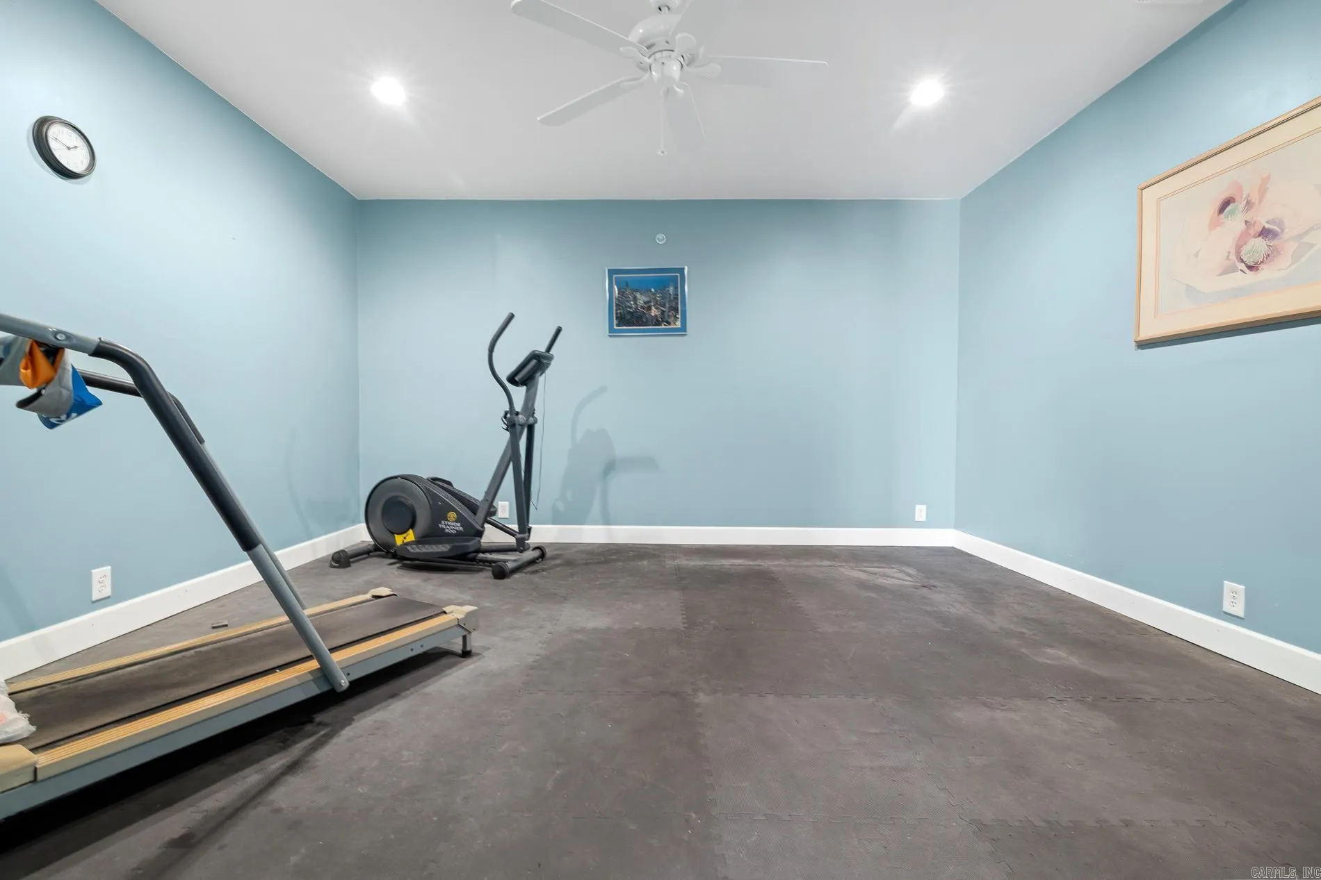 Property at 667  Cedar creek - Image 39