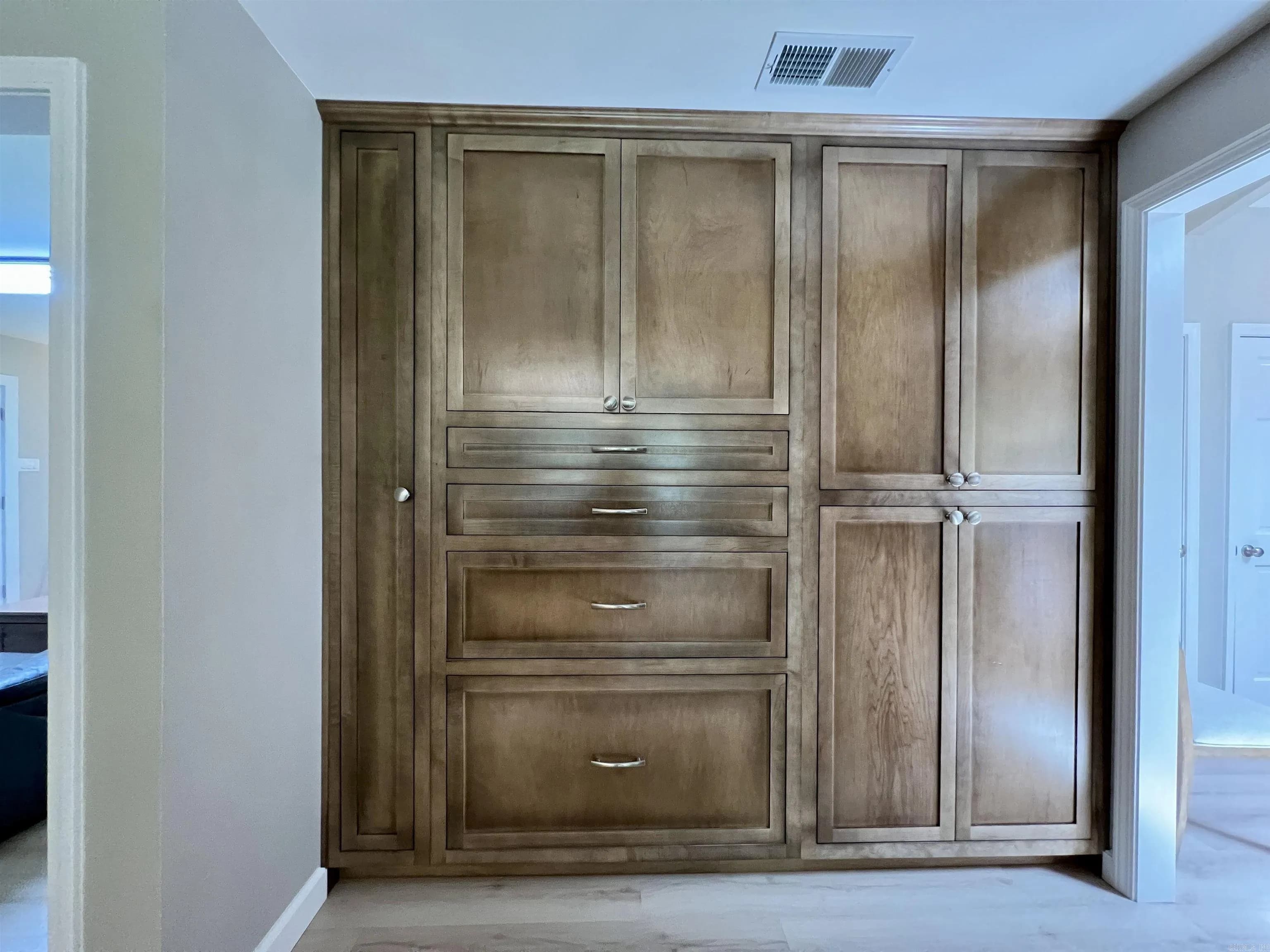 Property at 2901  Country club - Image 15