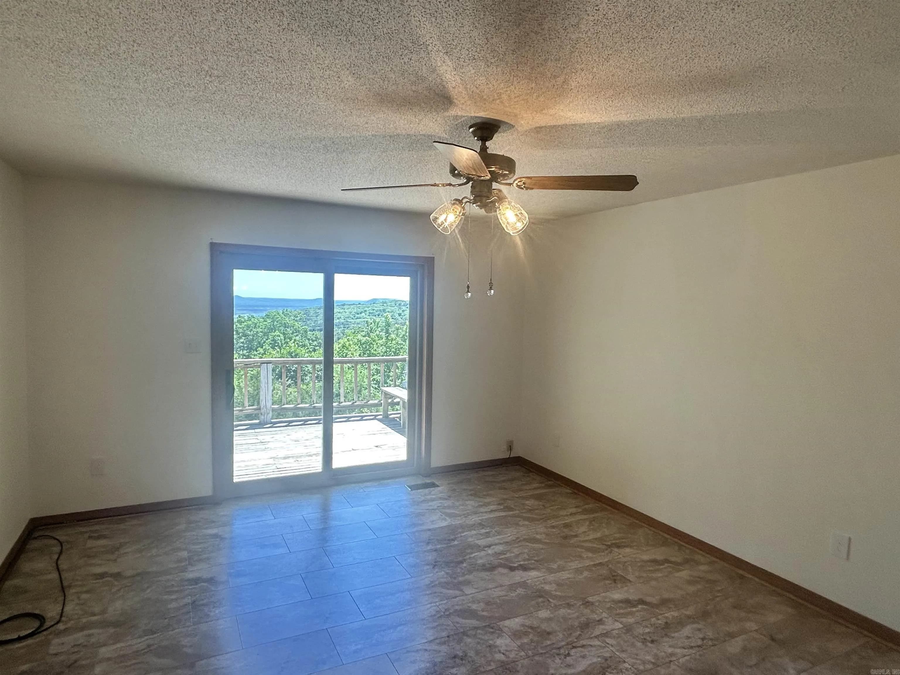 Property at 44  Tracy ann terrace - Image 8