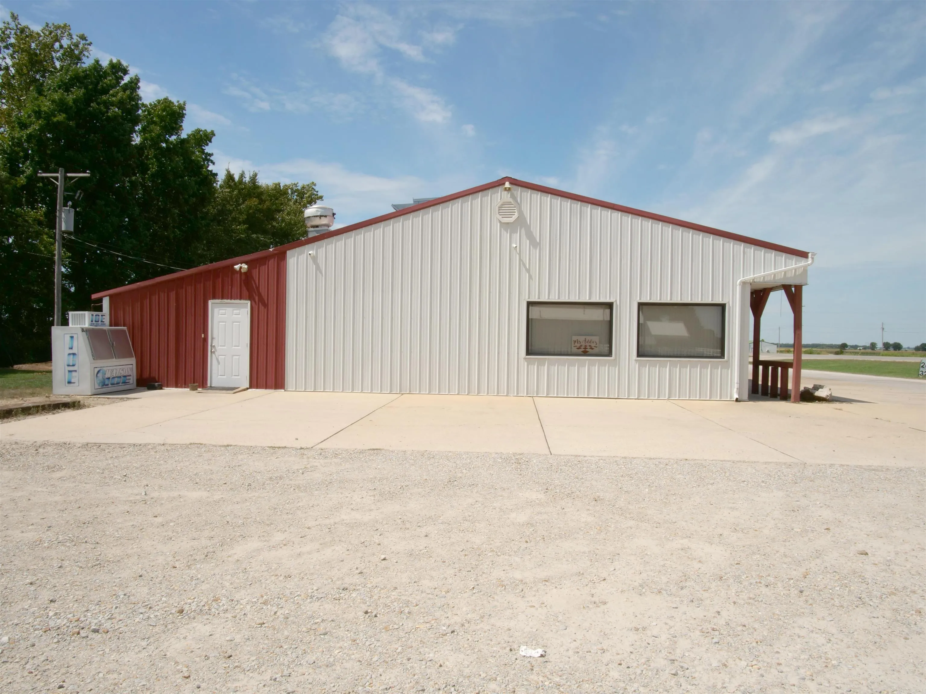 Property at 12754 W Highway 412 - Image 6
