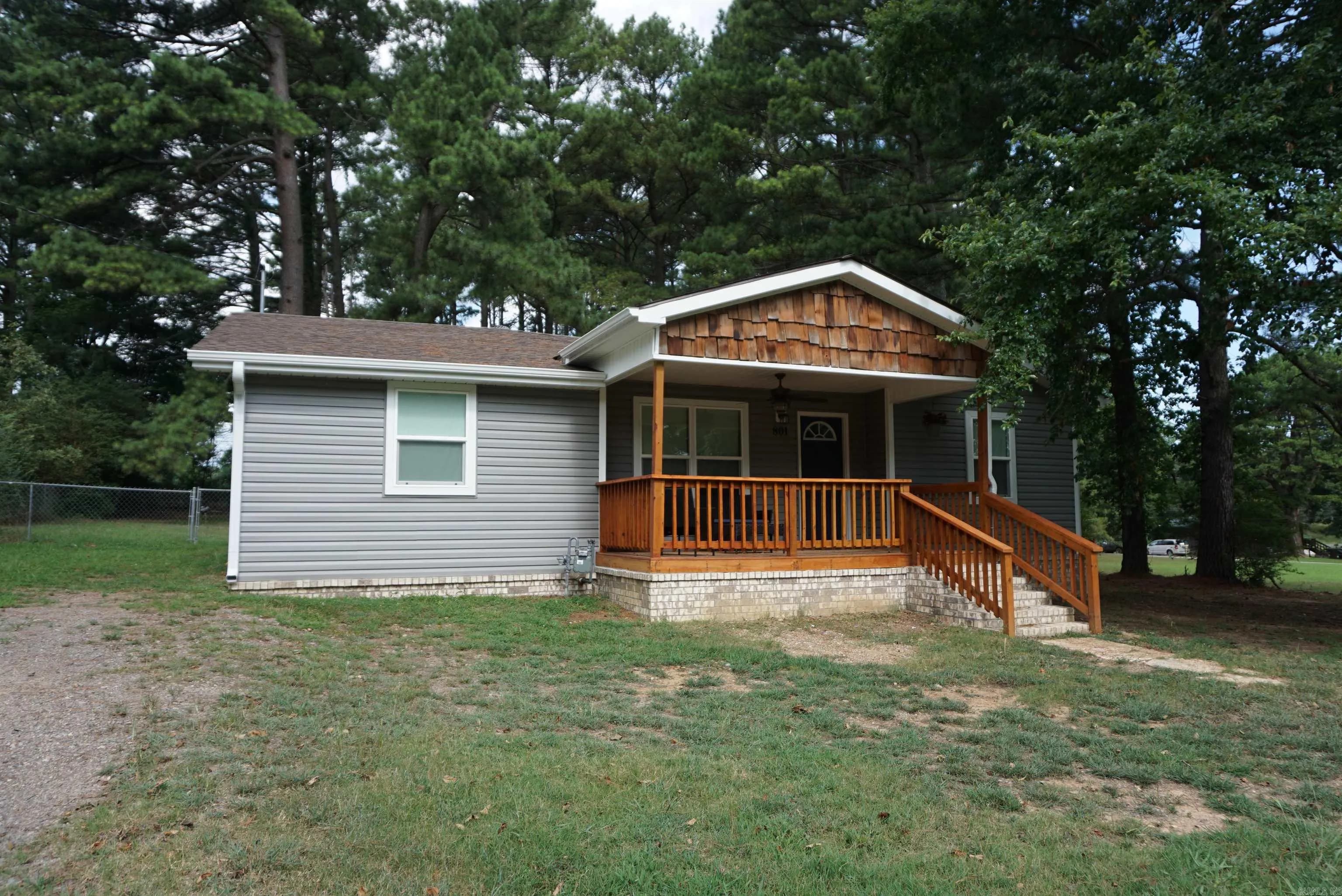 Property at 801  Richardson - Image 46