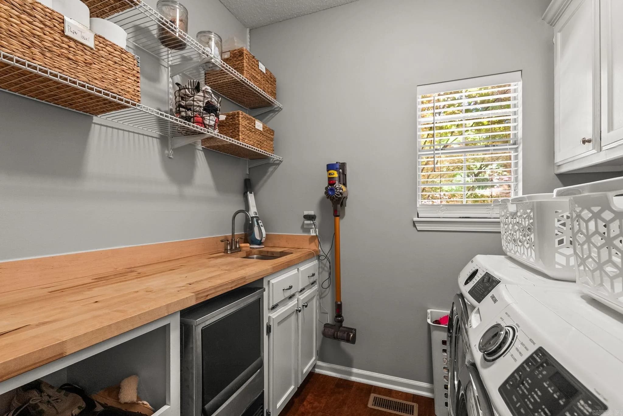 Property at 4611  Westchester - Image 18