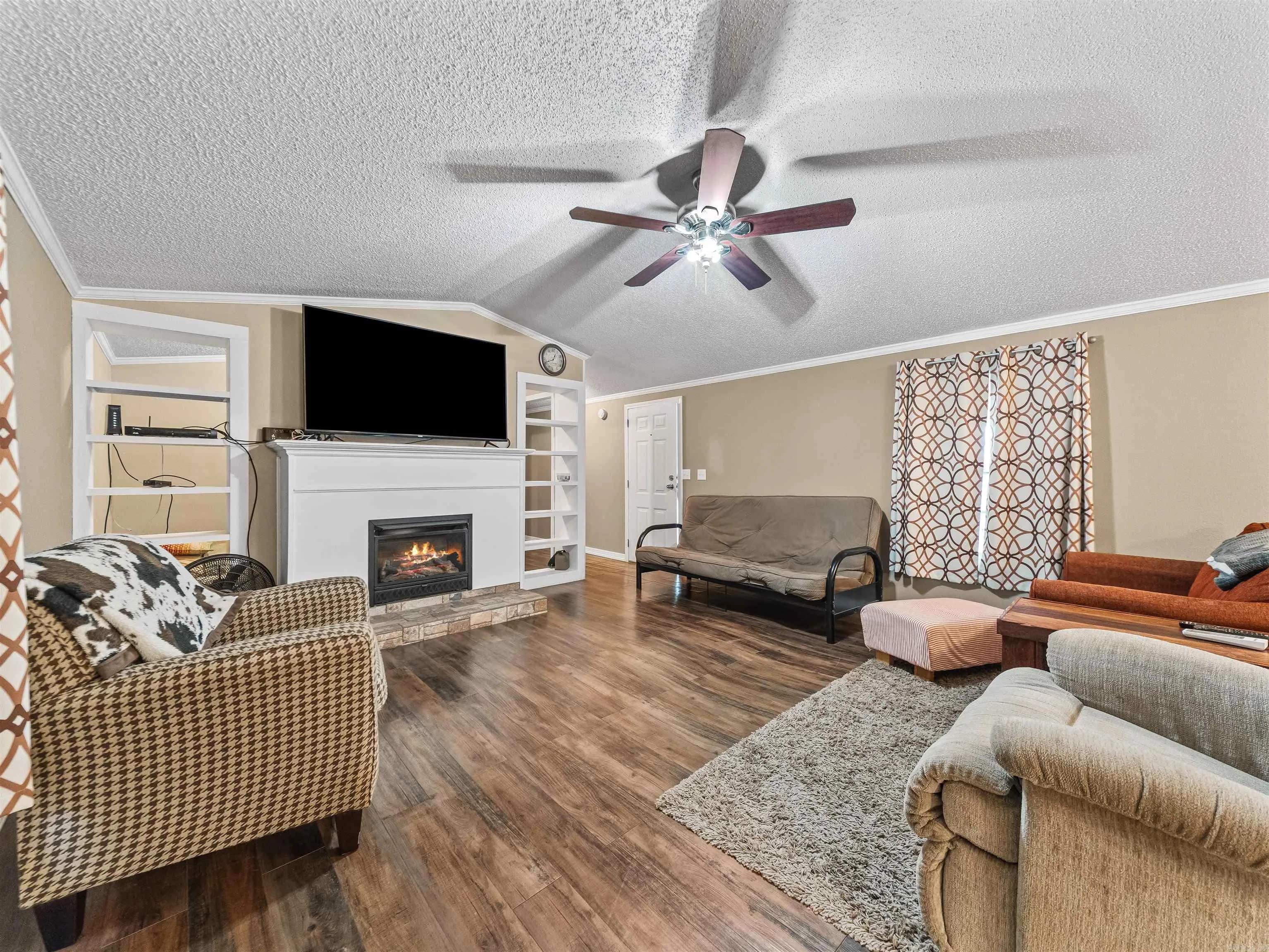 Property at 14350  Hwy 298 - Image 6