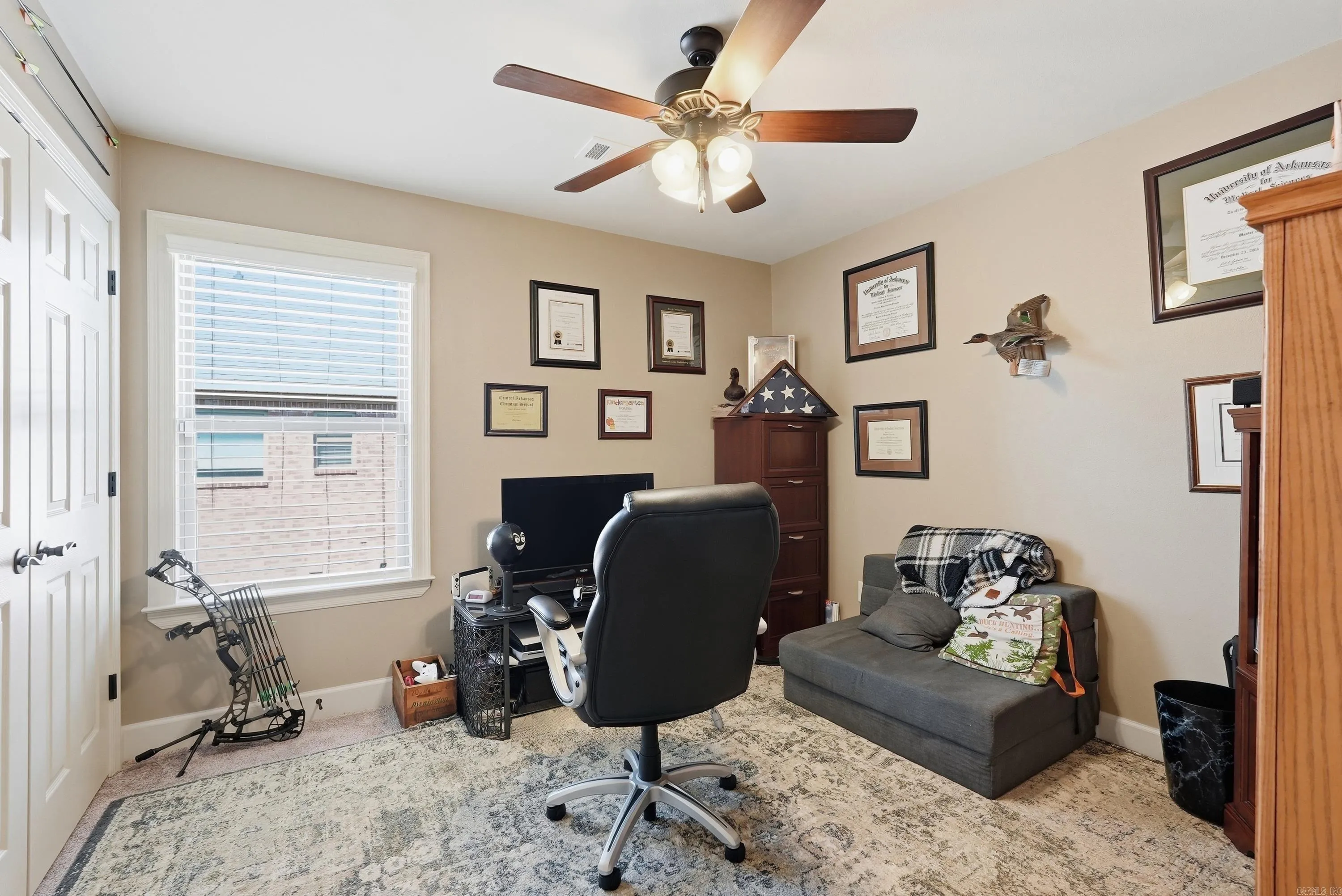 Property at 209  Pumice dr. - Image 37
