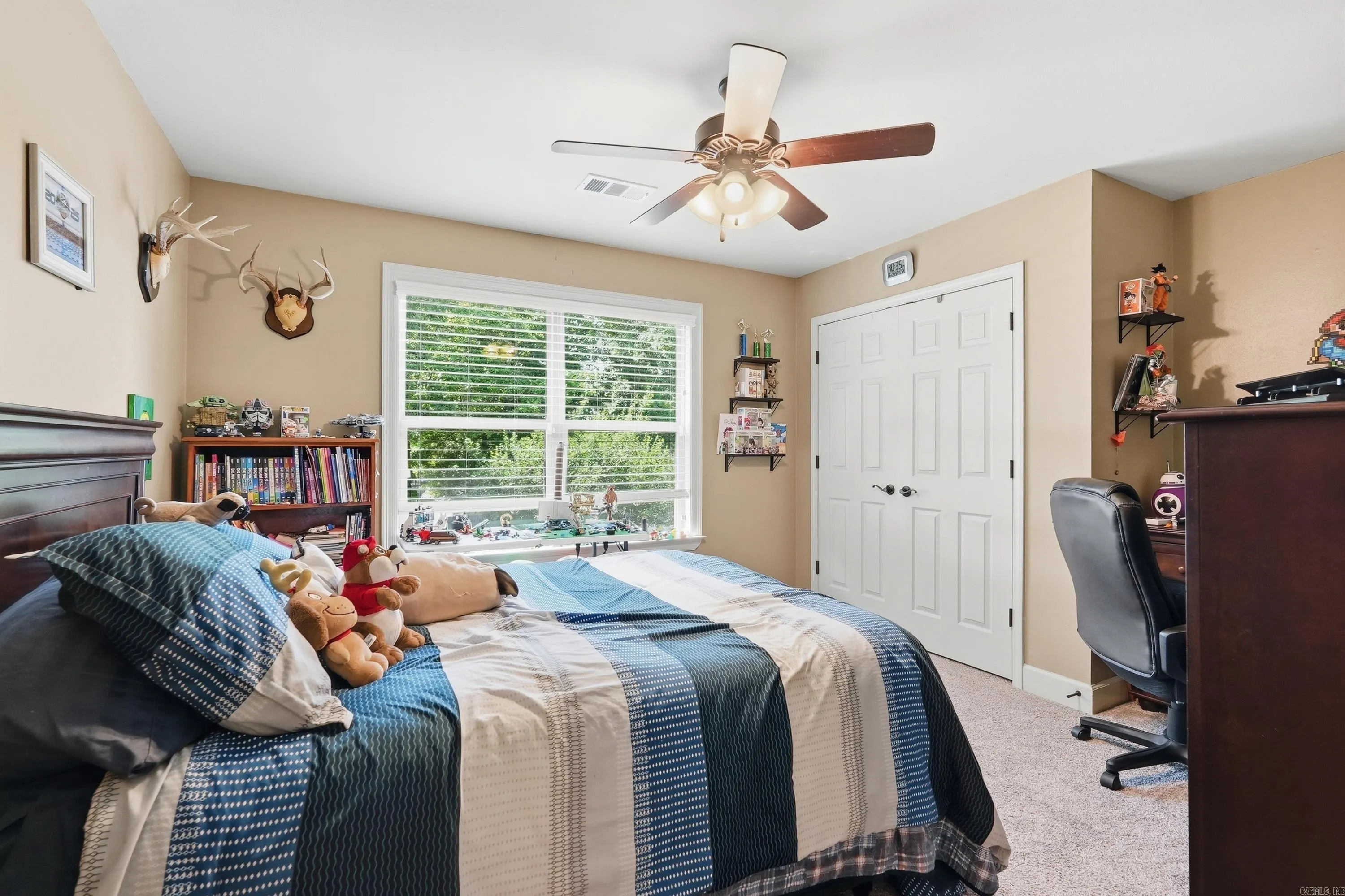 Property at 209  Pumice dr. - Image 33
