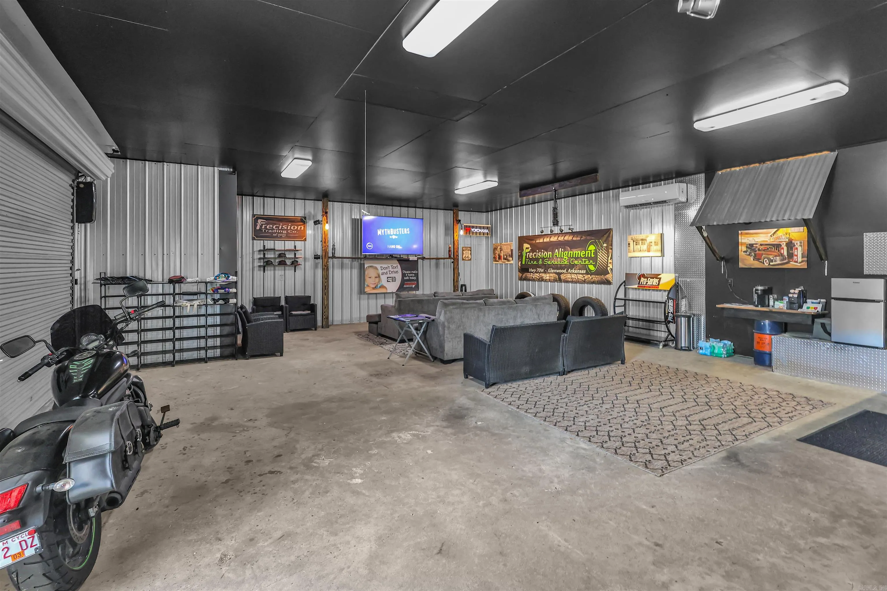 Property at 101  Caney - Image 32