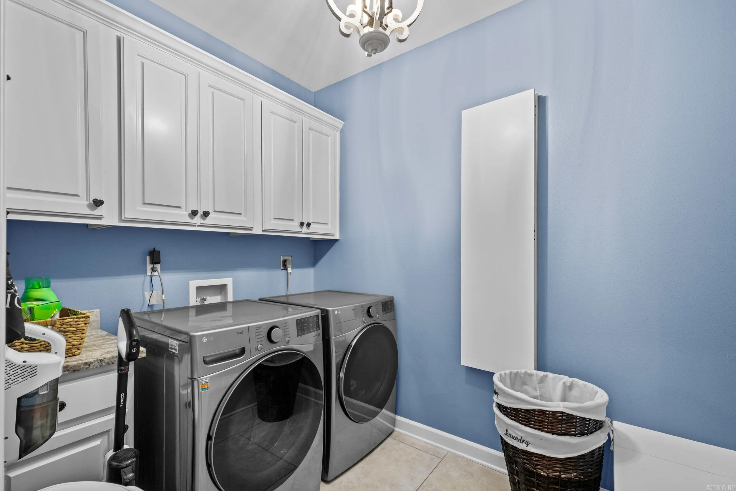 Property at 114  Ledgestone - Image 39