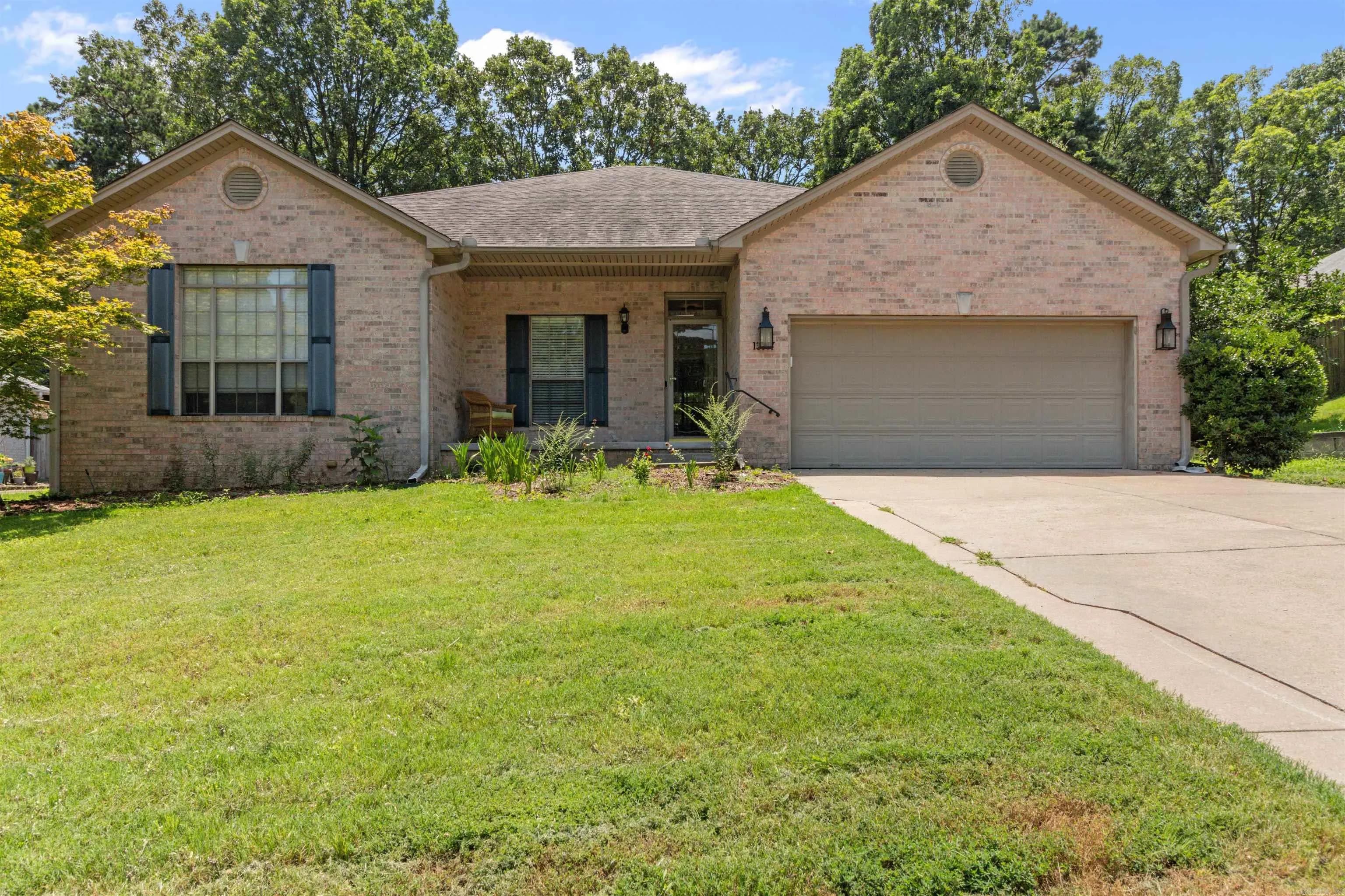 Property at 13717  Napoleon - Image 25