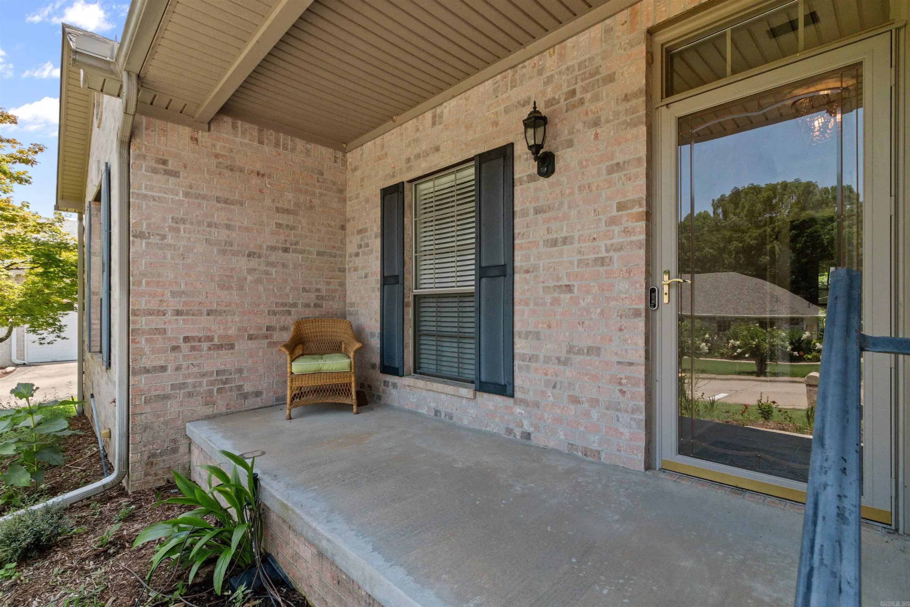 Property at 13717  Napoleon - Image 27