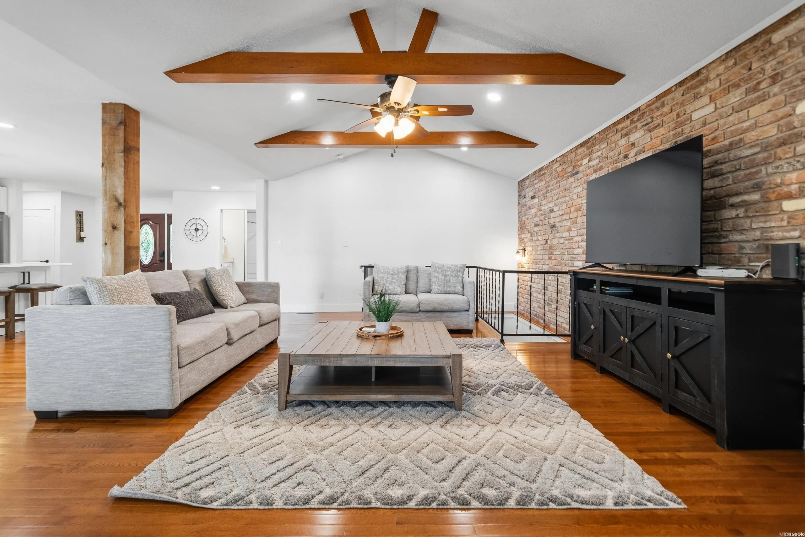 Property at 115  Westport - Image 16