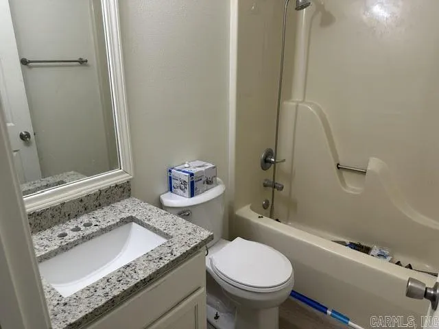 Property at 1601  Davis - Image 5