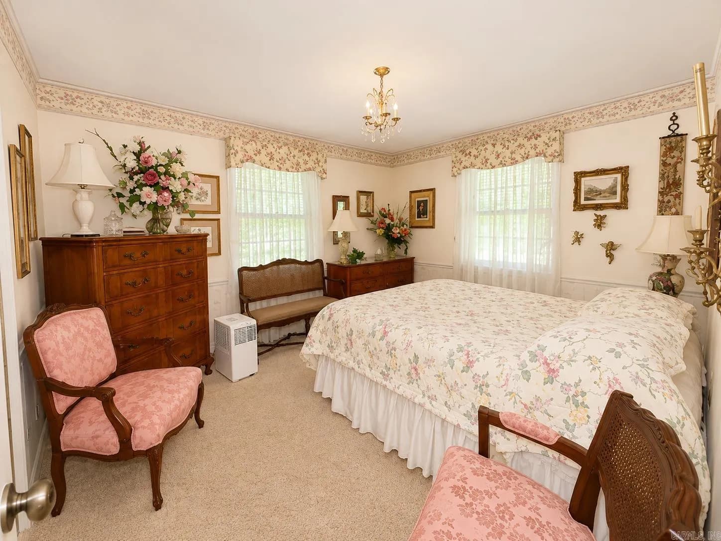 Property at 1008 W 3rd - Image 14
