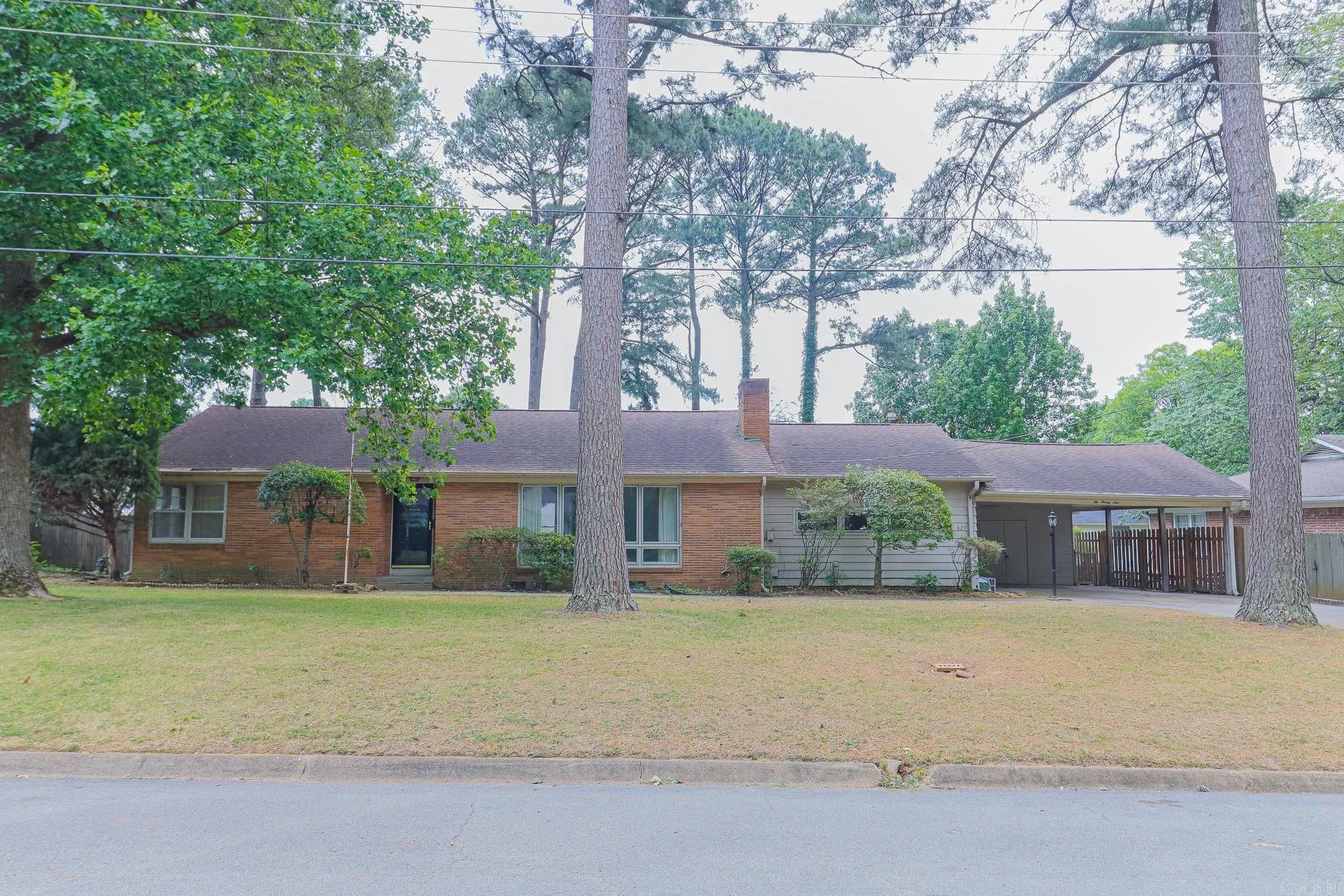 Property at 629  Melody - Image 8
