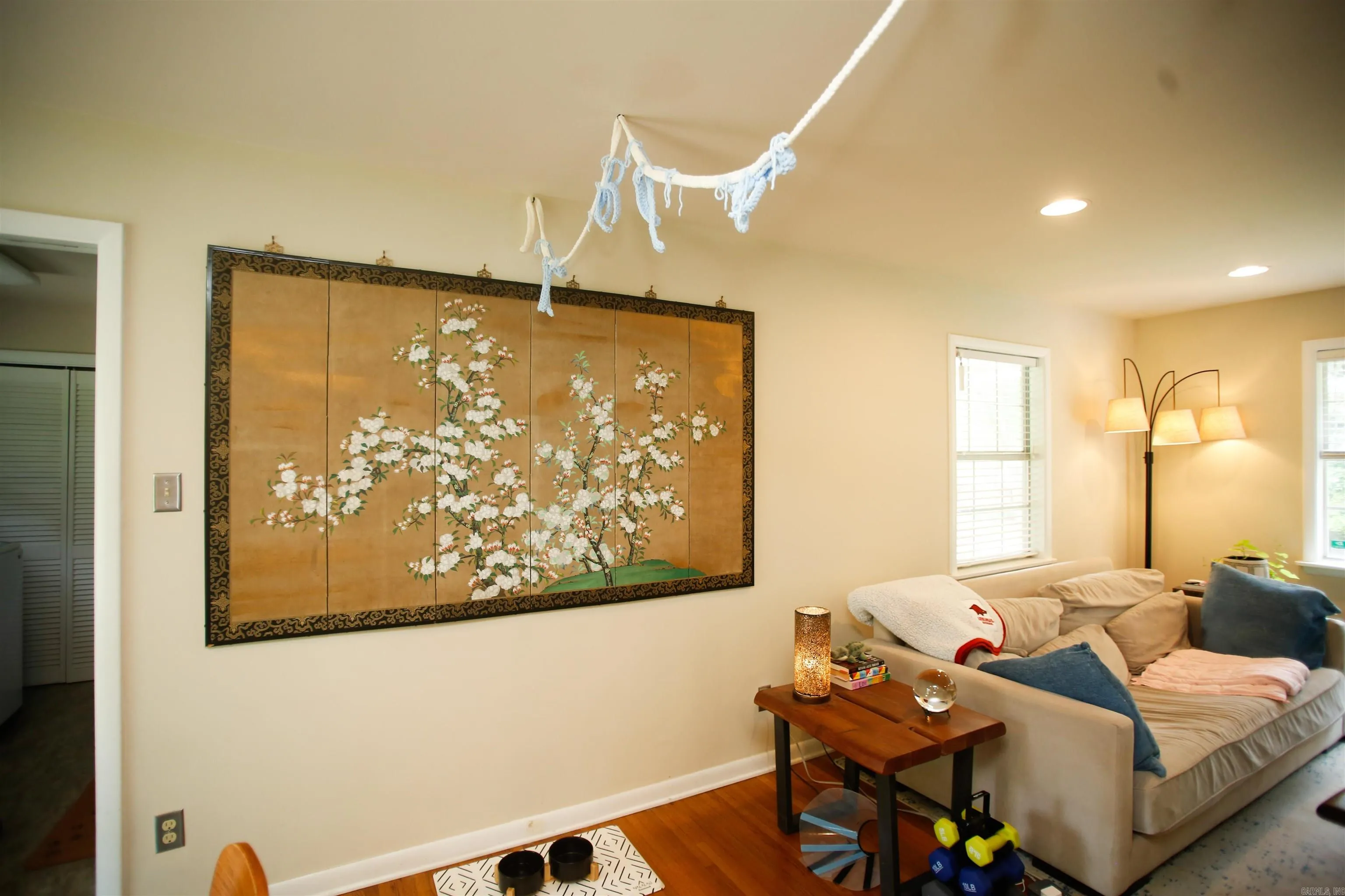 Property at 7220  Amherst - Image 4