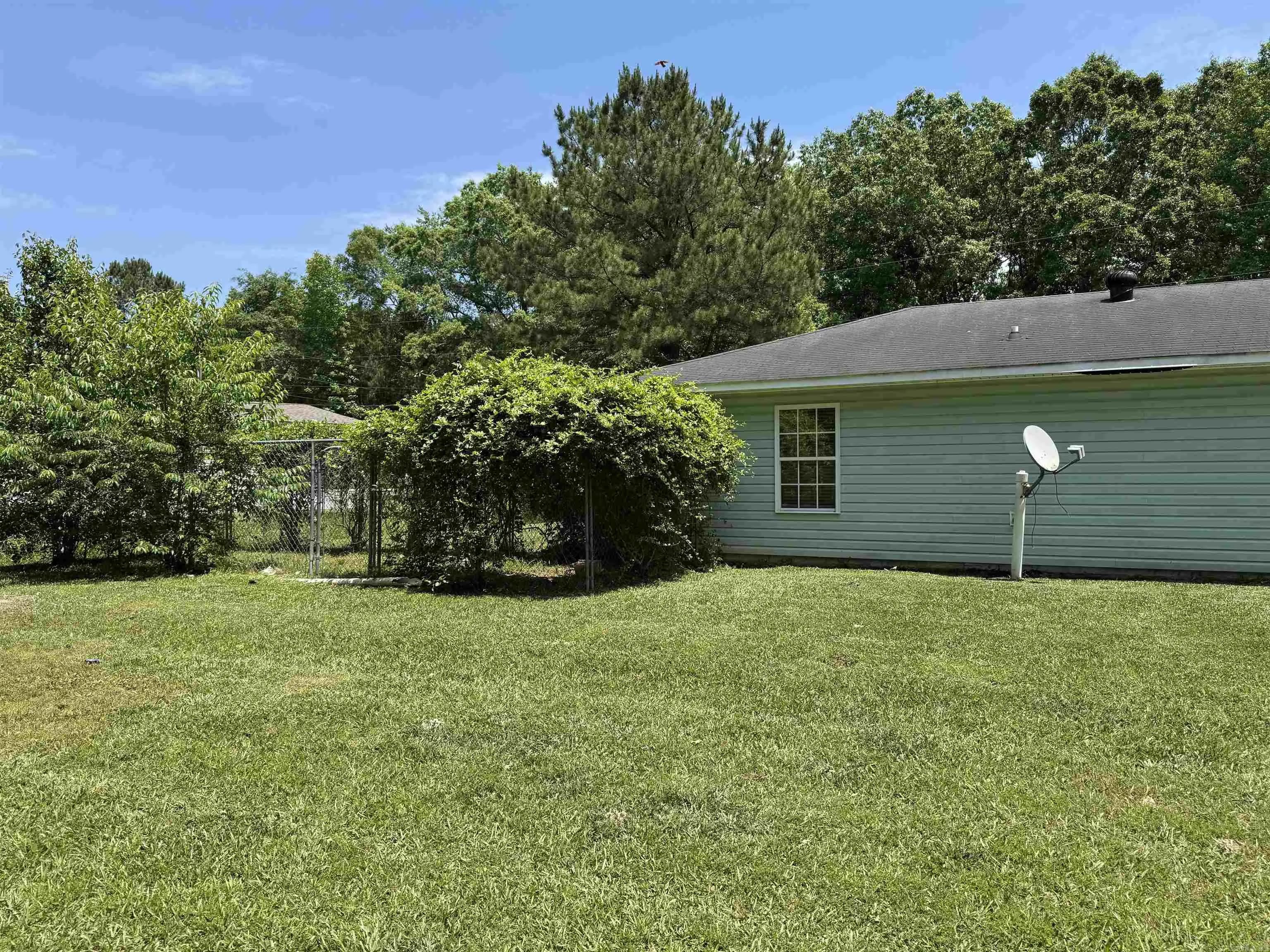 Property at 1445  Pine - Image 22