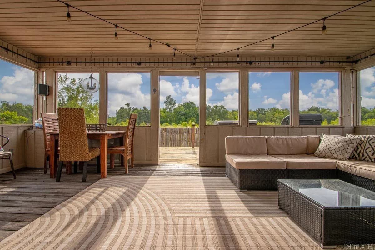 Property at 13  River - Image 28