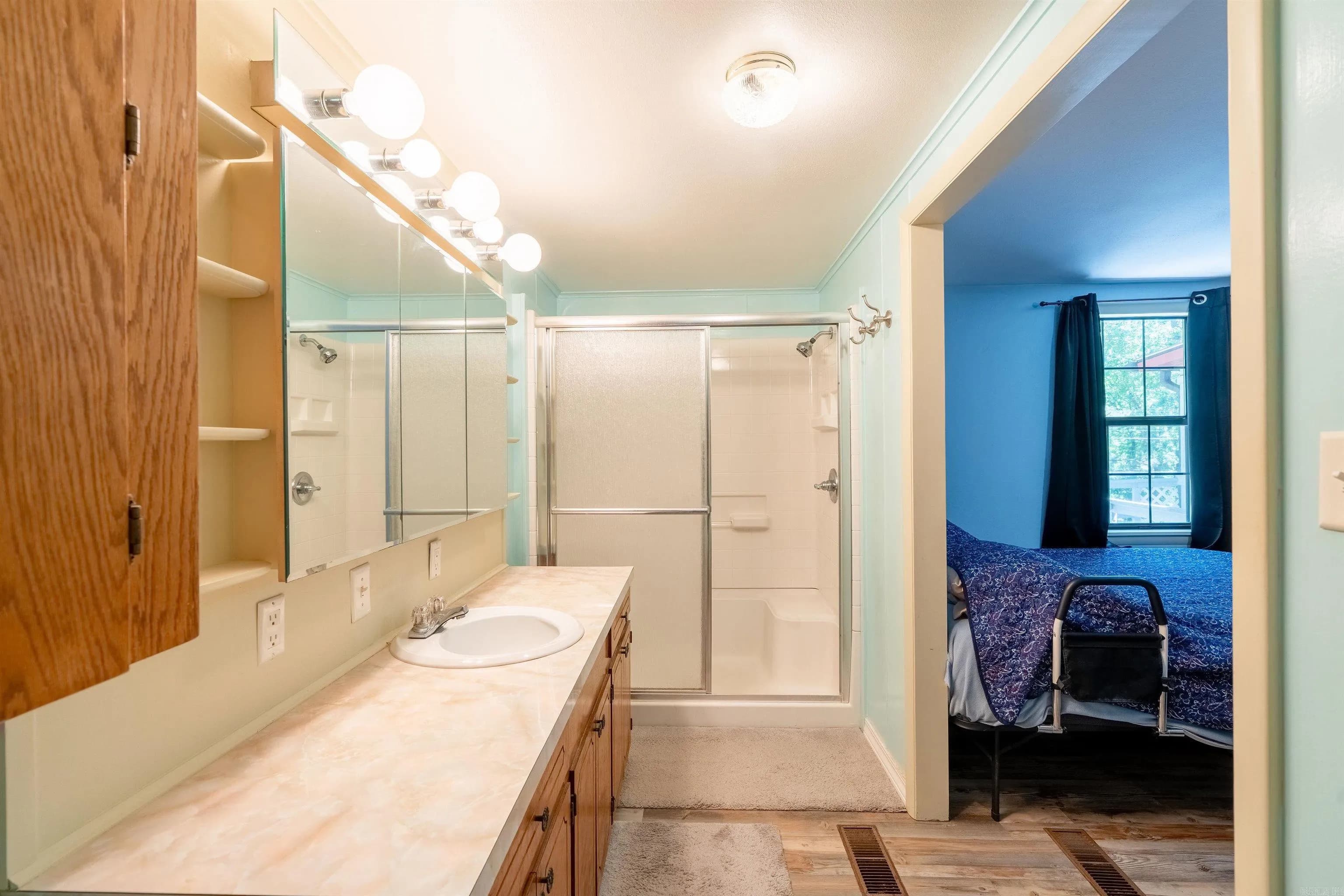 Property at 129  Jordan - Image 23
