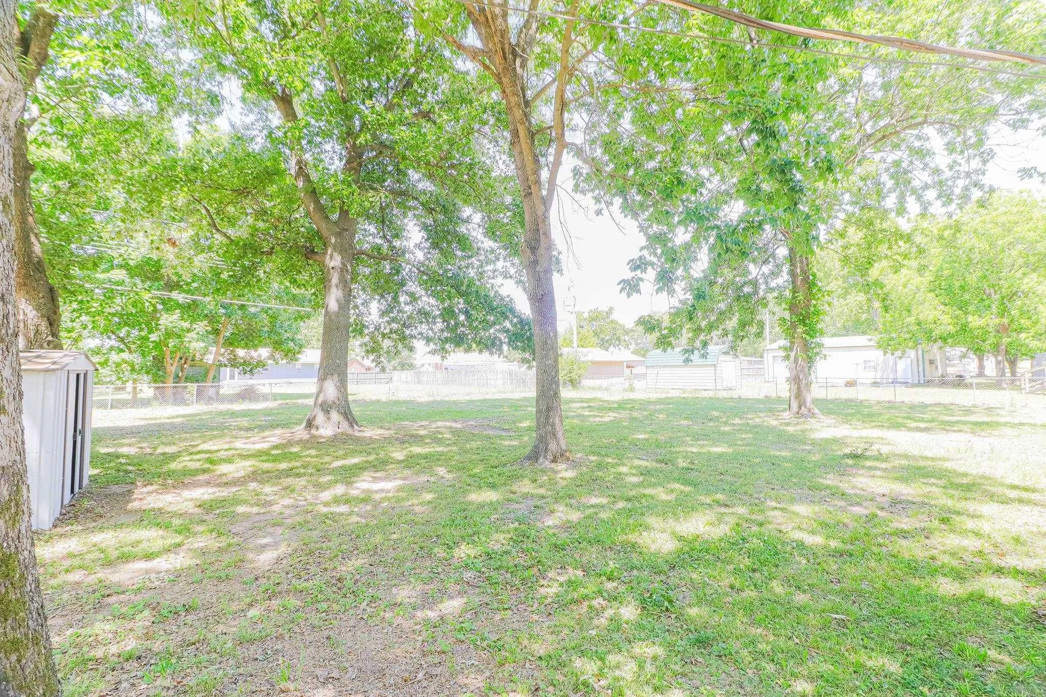 Property at 105  Wyatt - Image 27