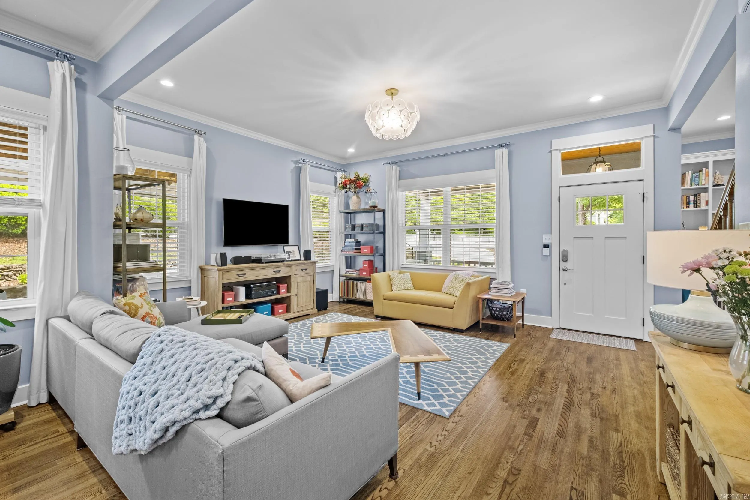 Property at 524  Midland - Image 7
