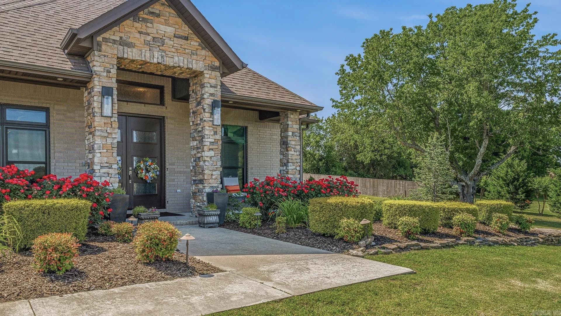 Property at 4208 W Kingshighway - Image 4