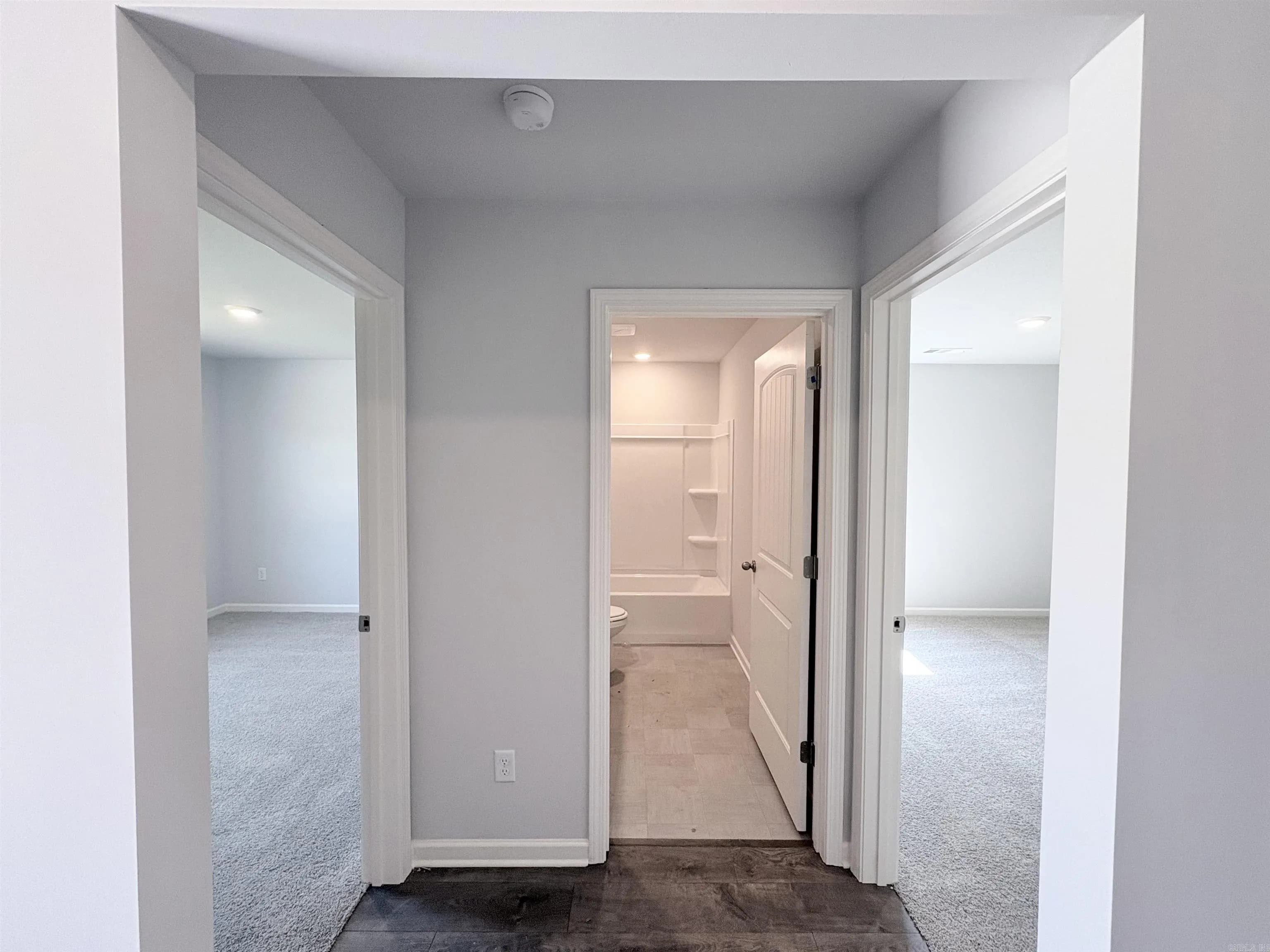 Property at 3506  Hawthorn - Image 10