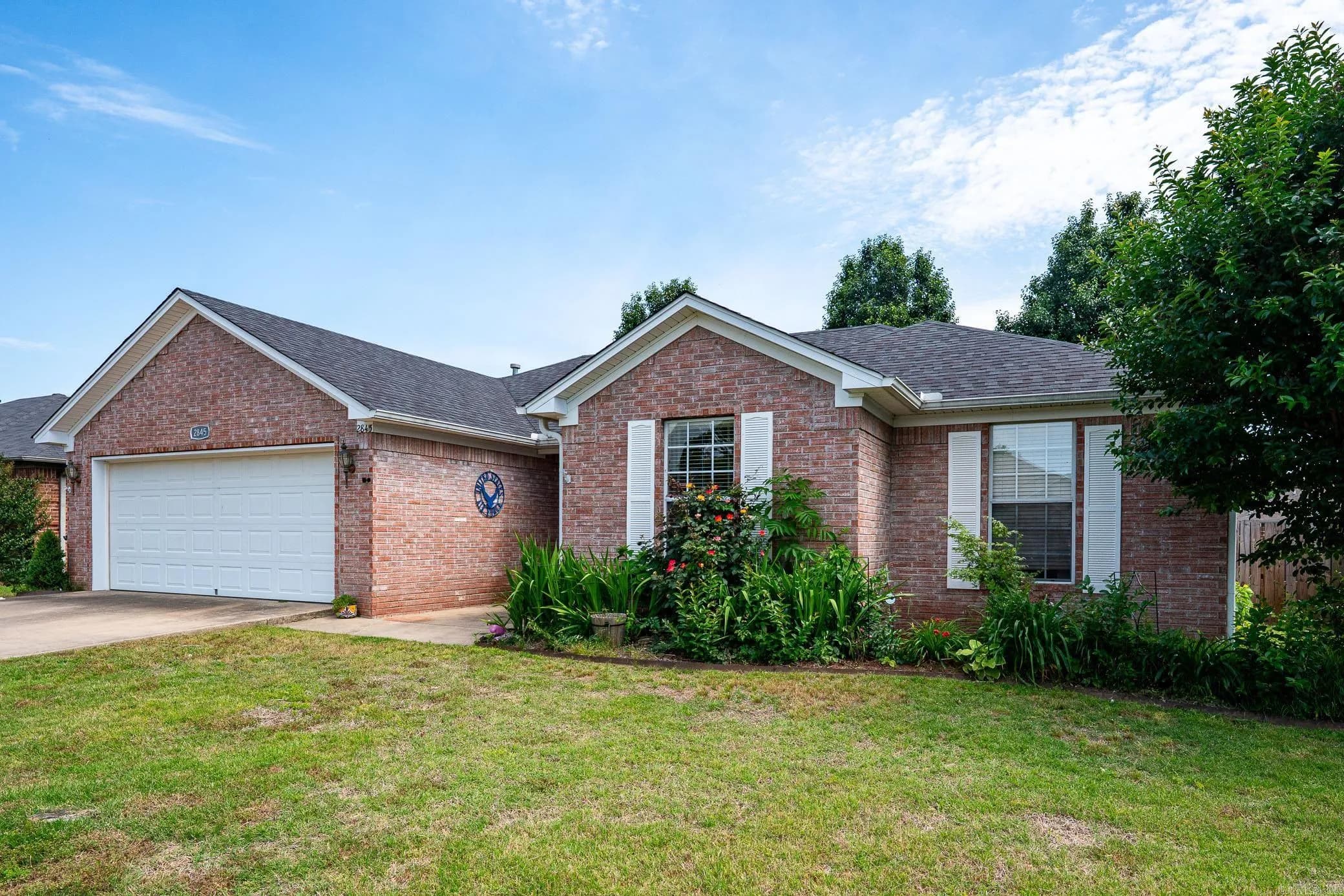 Property at 2845  Makenzie - Image 1