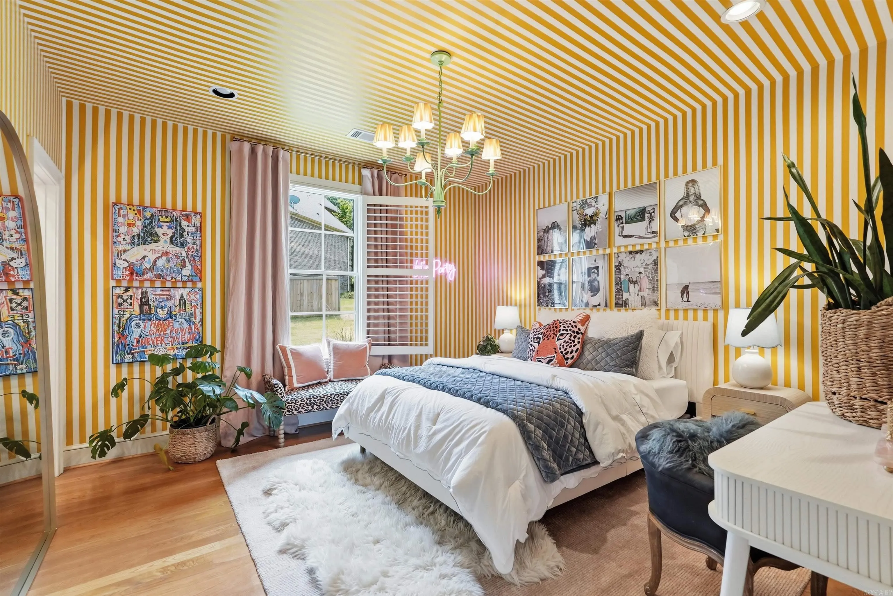 Property at 143  Courts - Image 33