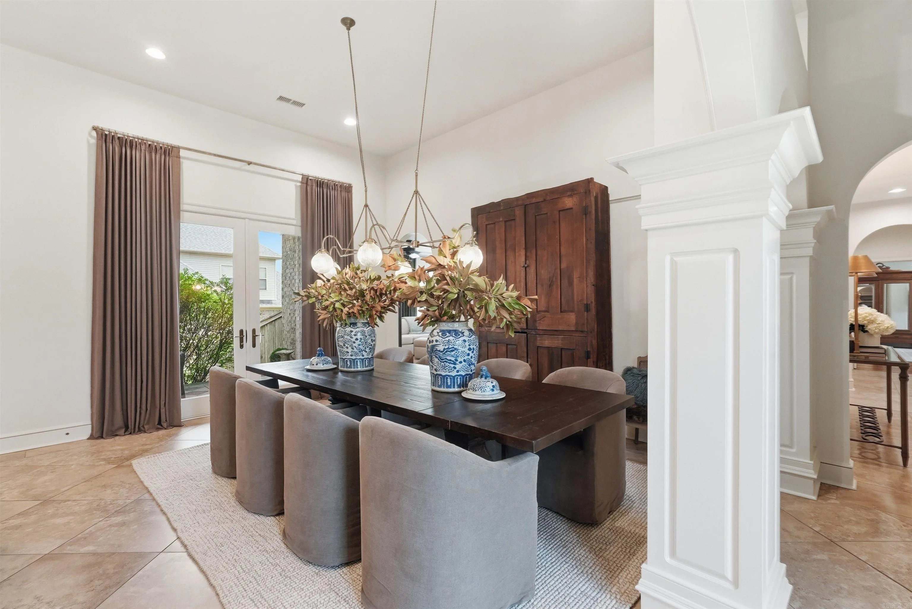Property at 143  Courts - Image 10